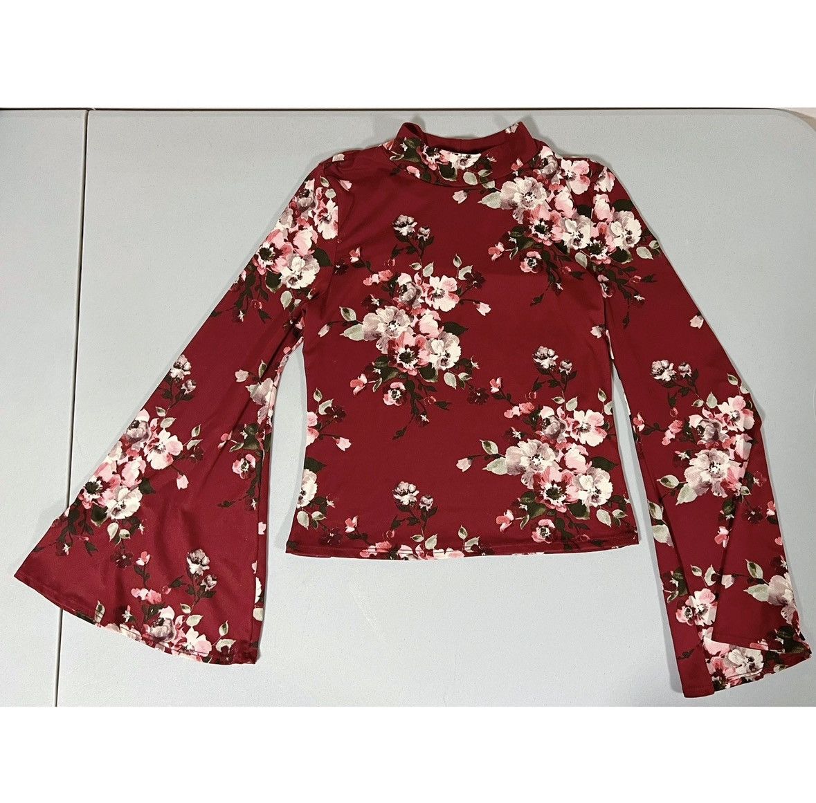 Brandy Melville Red Floral Long Sleeve Turtleneck Top Shirt Blouse Size M 🌹✨ Size M / US 6-8 / IT 42-44 - 1 Thumbnail