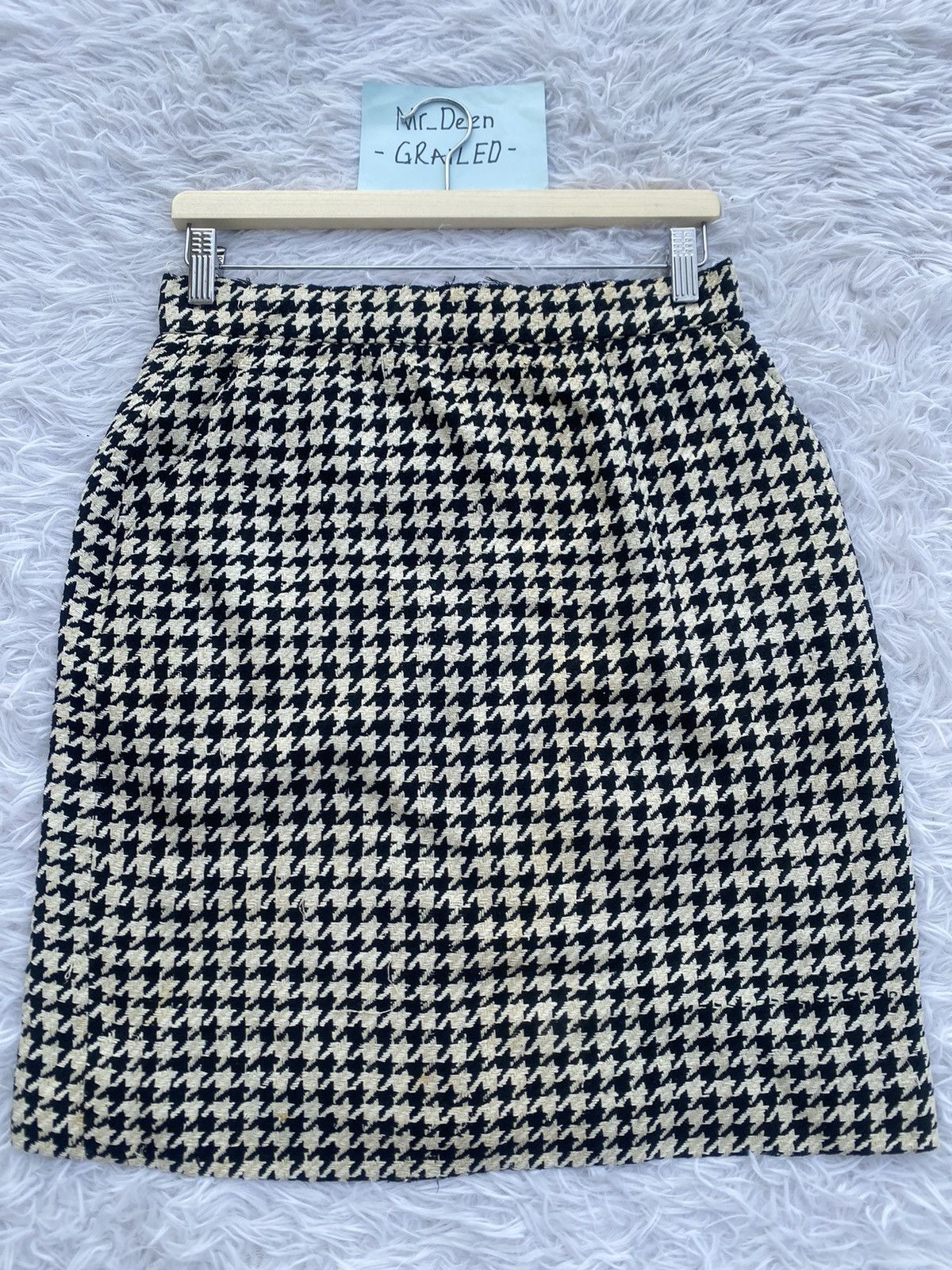 Burberry Rare Vintage Burberry Monogram Skirt Size 28" / US 6 / IT 42 - 4 Thumbnail