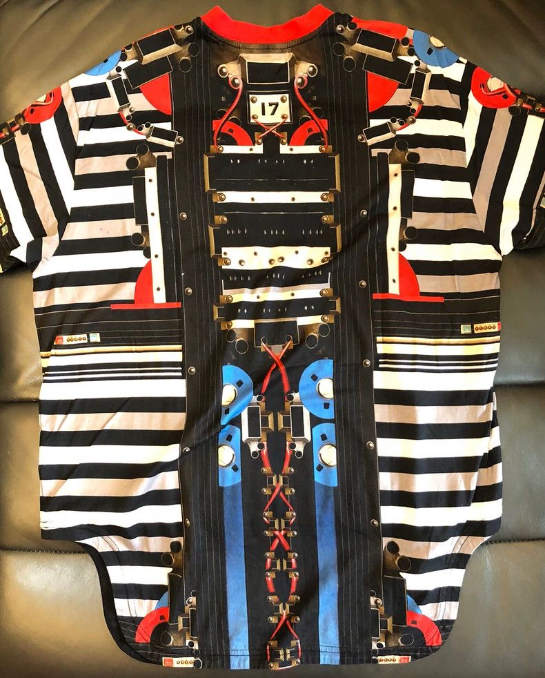 Givenchy Givenchy Short Sleeve, Cotton Robot 2506-Nextarrow Size US XXS / EU 40 - 3 Thumbnail