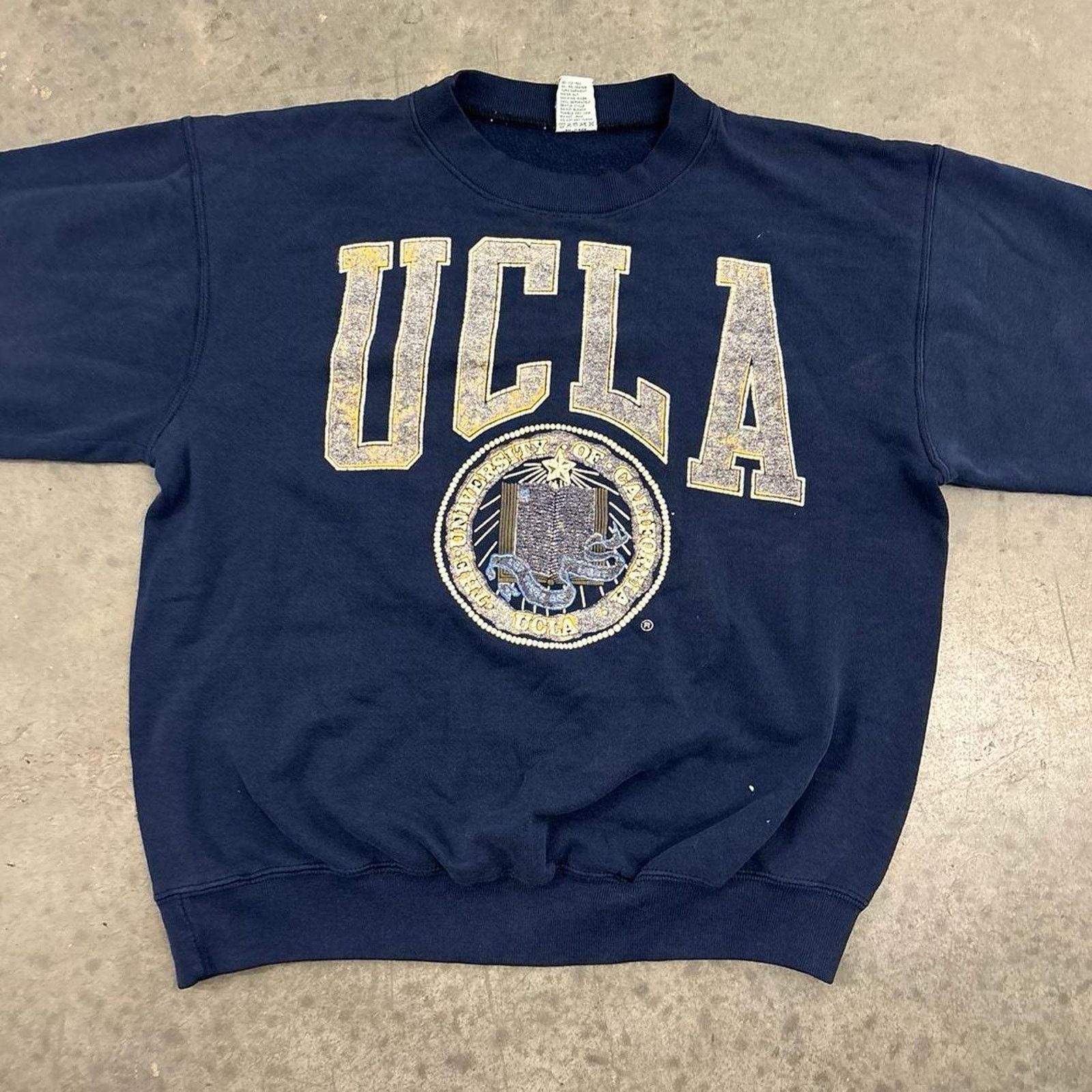Other Insane Vintage 90s UCLA Navy Crewneck Sweatshirt Size US L / EU 52-54 / 3 - 1 Thumbnail