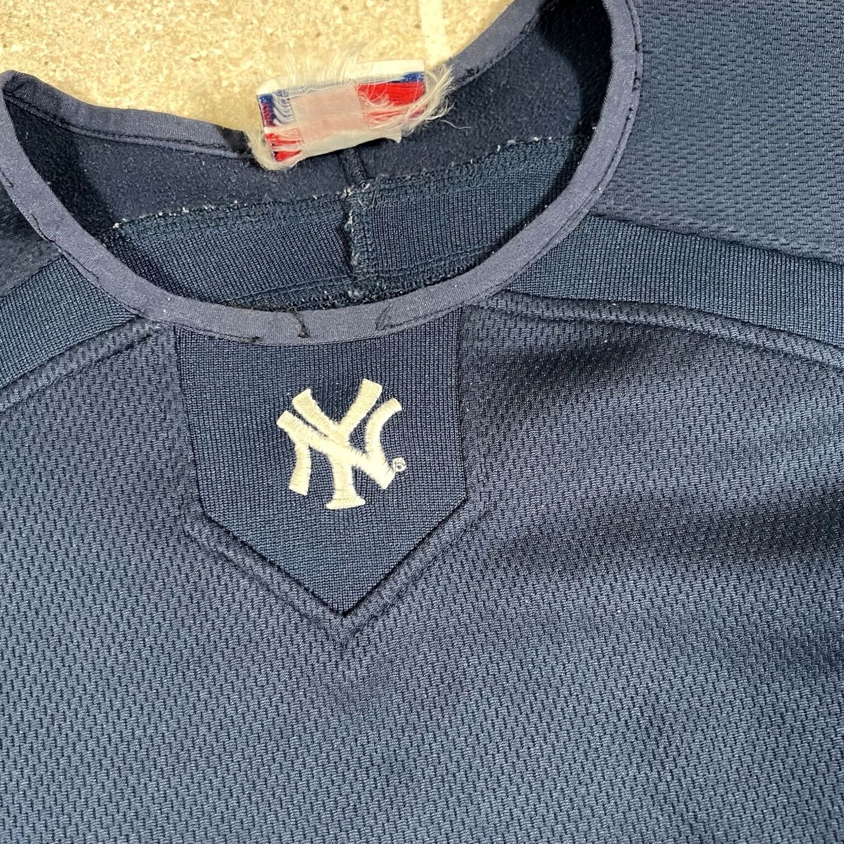 Vintage VINTAGE Majestic New York Yankees Sweatshirt Pullover Men 2XL Fleece Blue Golf Size US XXL / EU 58 / 5 - 6 Thumbnail
