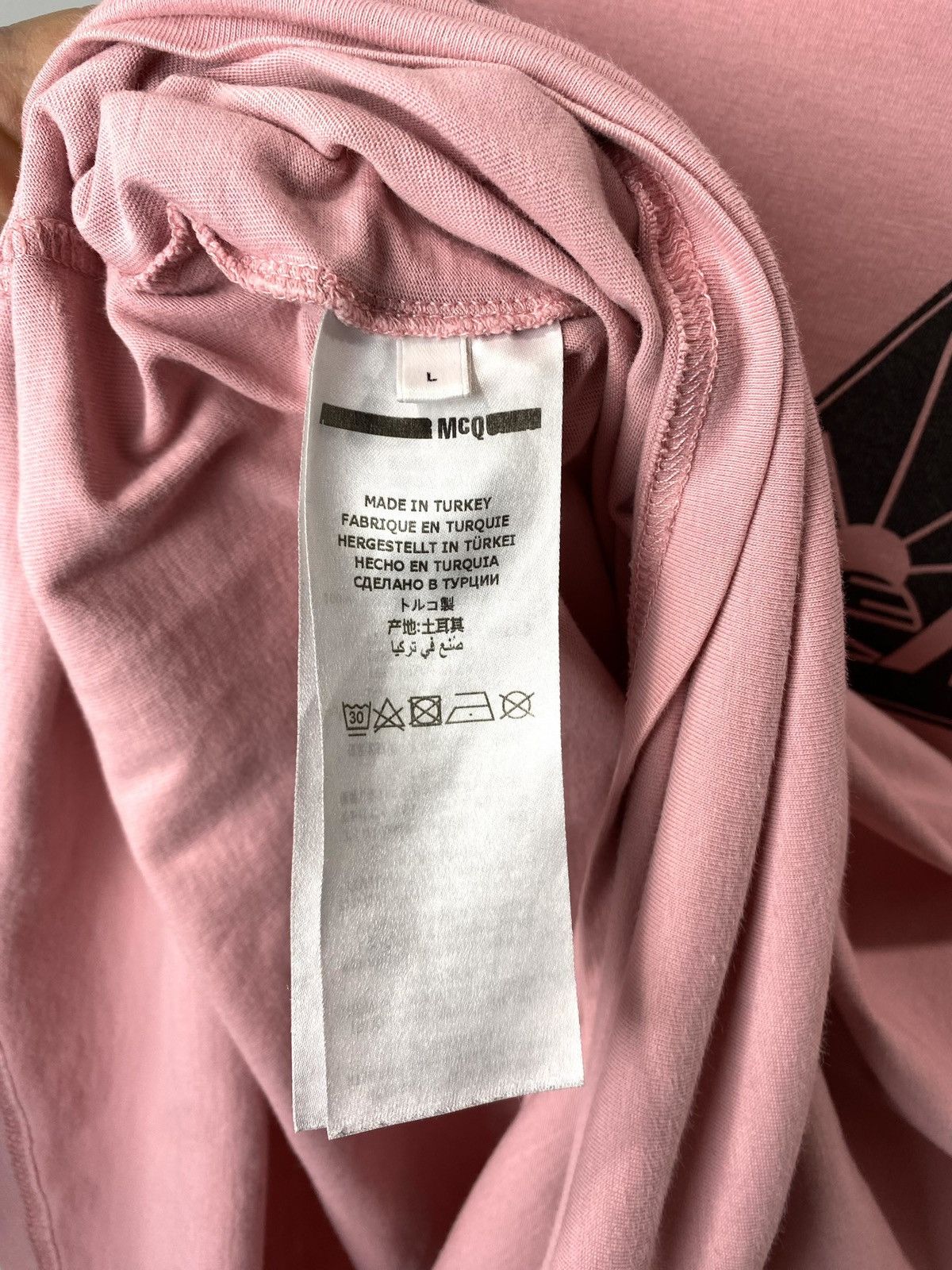 Alexander McQueen Alexander McQueen McQ T Shirt Luxury Size L / US 10 / IT 46 - 5 Thumbnail