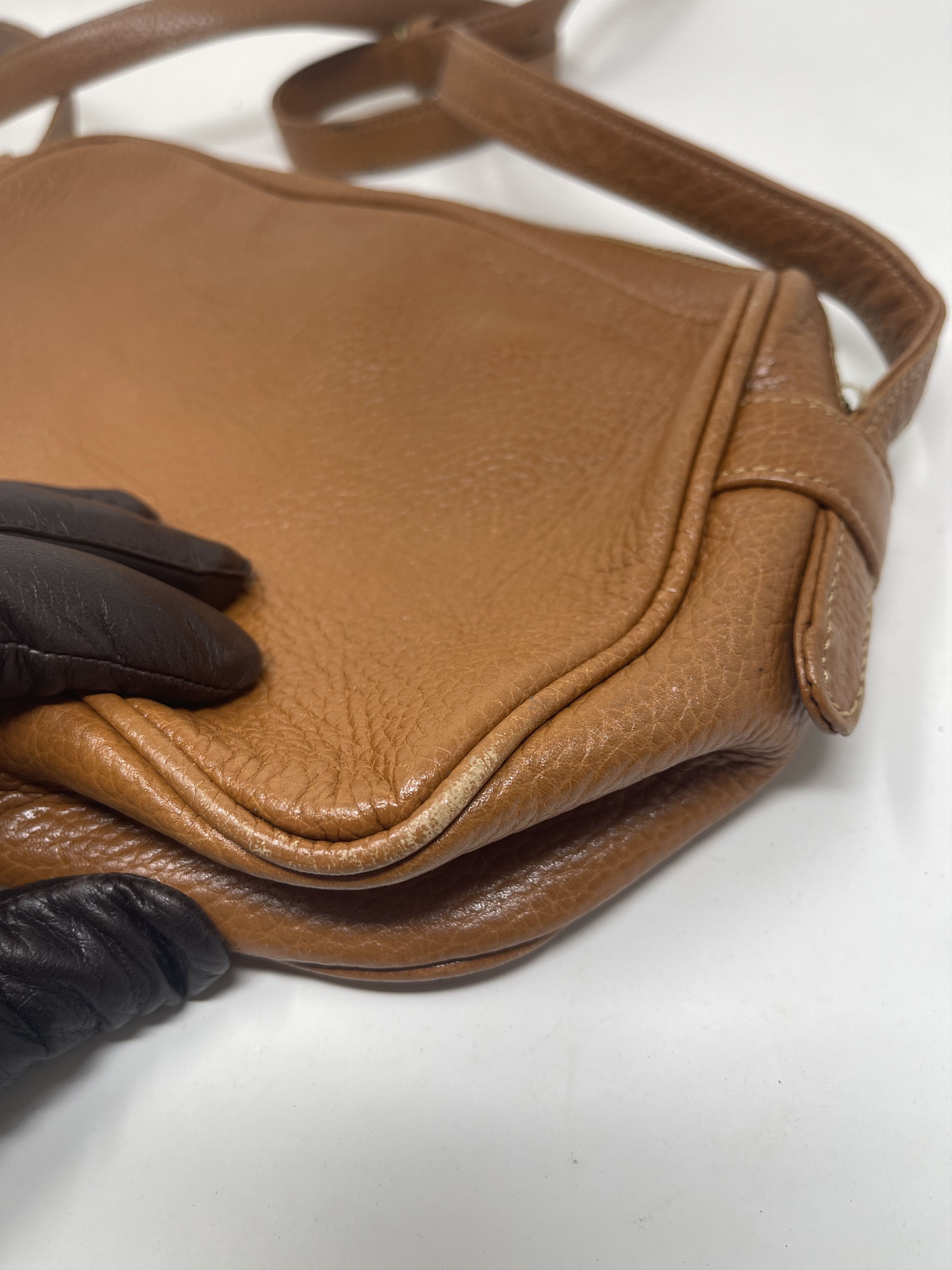 Givenchy Vintage Givenchy Calfskin Leather Sling Bag Size ONE SIZE - 9 Thumbnail
