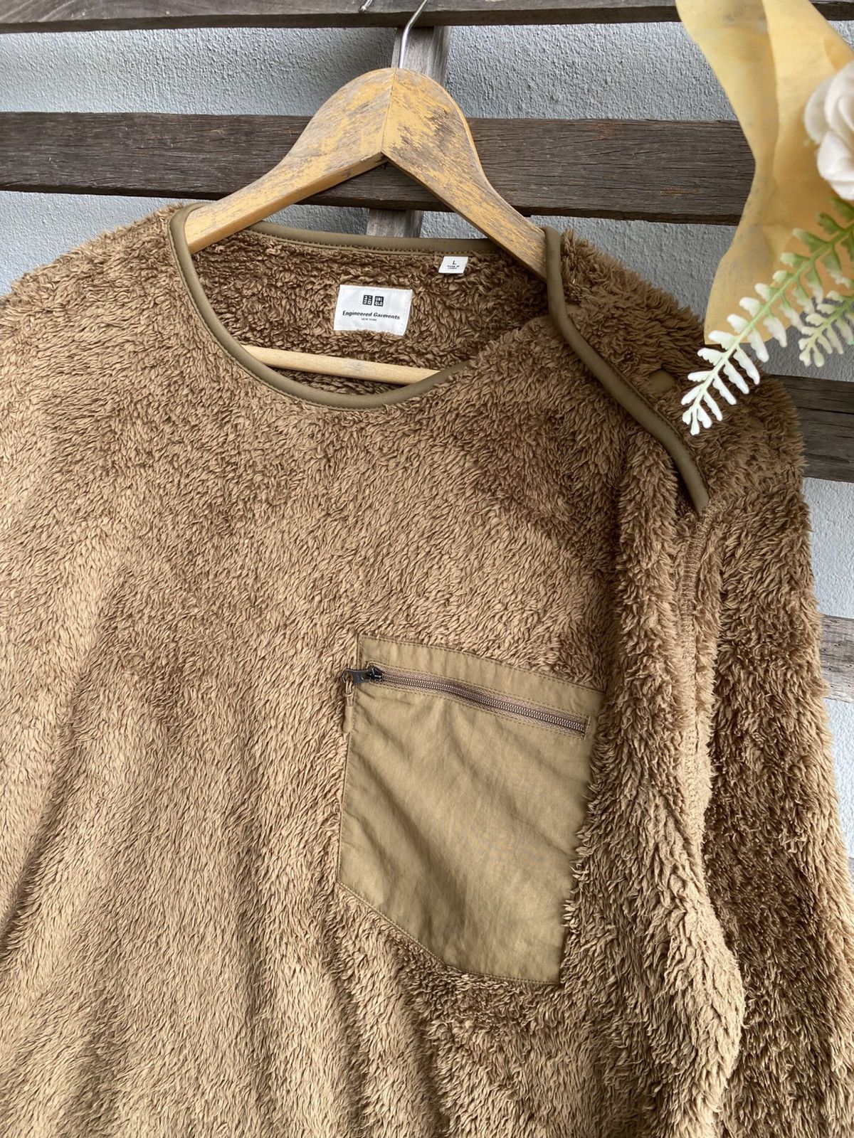 Uniqlo UNIQLO X ENGINEERED GARMENT FLEECE SOFT SWEATSHIRT Size US L / EU 52-54 / 3 - 3 Thumbnail
