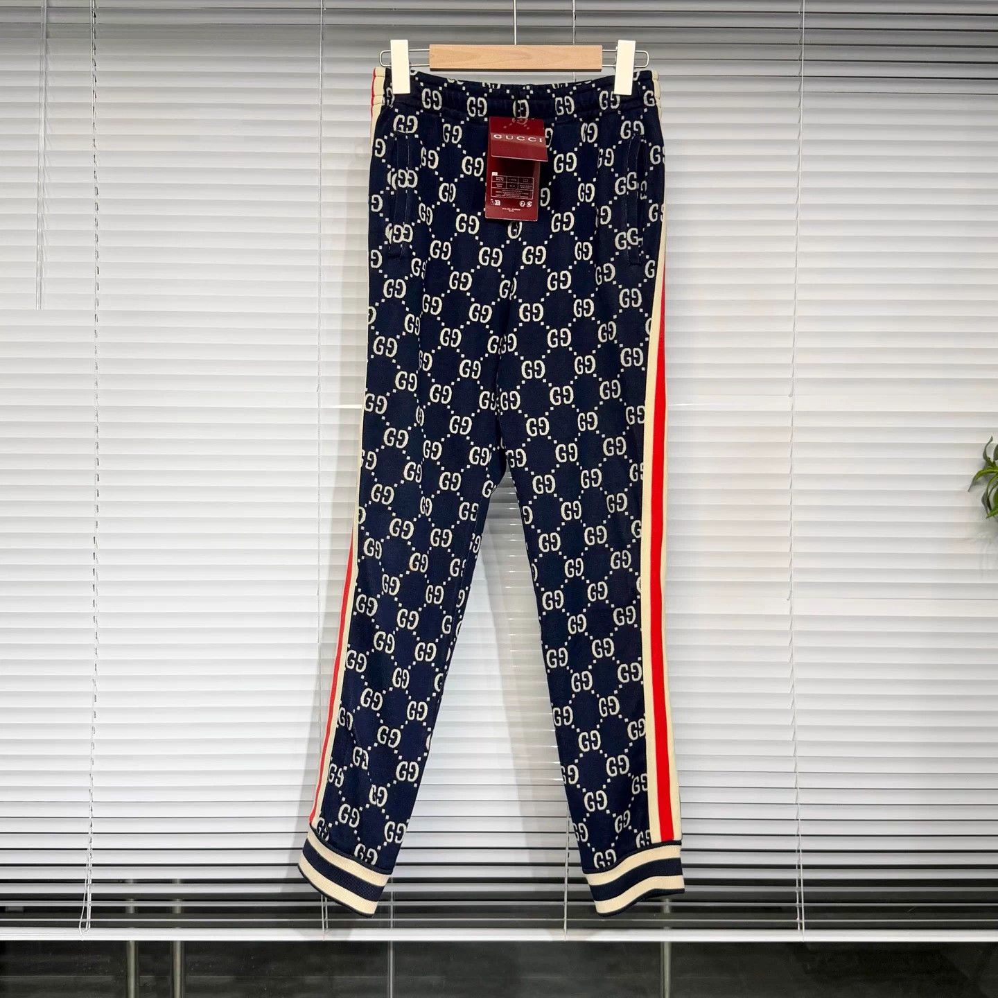 Gucci GUCCI GG Jacquard Drawstring Joggers XS Navy Size US 28 / EU 44 - 1 Thumbnail