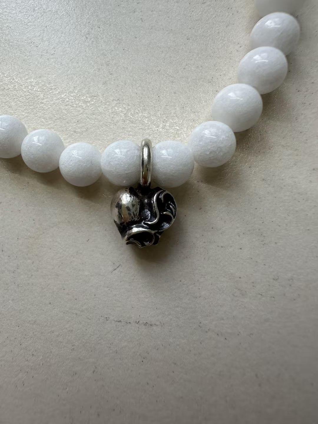 Chrome Hearts Chrome Hearts Vine Heart 6mm White Agate Beaded Bracelet Size ONE SIZE - 7 Thumbnail