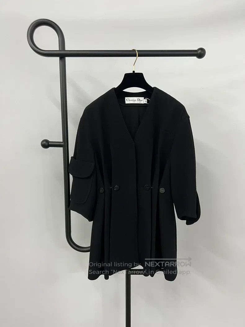 Dior Dior Black medium-length woollen coat Size XS / US 0-2 / IT 36-38 - 1 Thumbnail