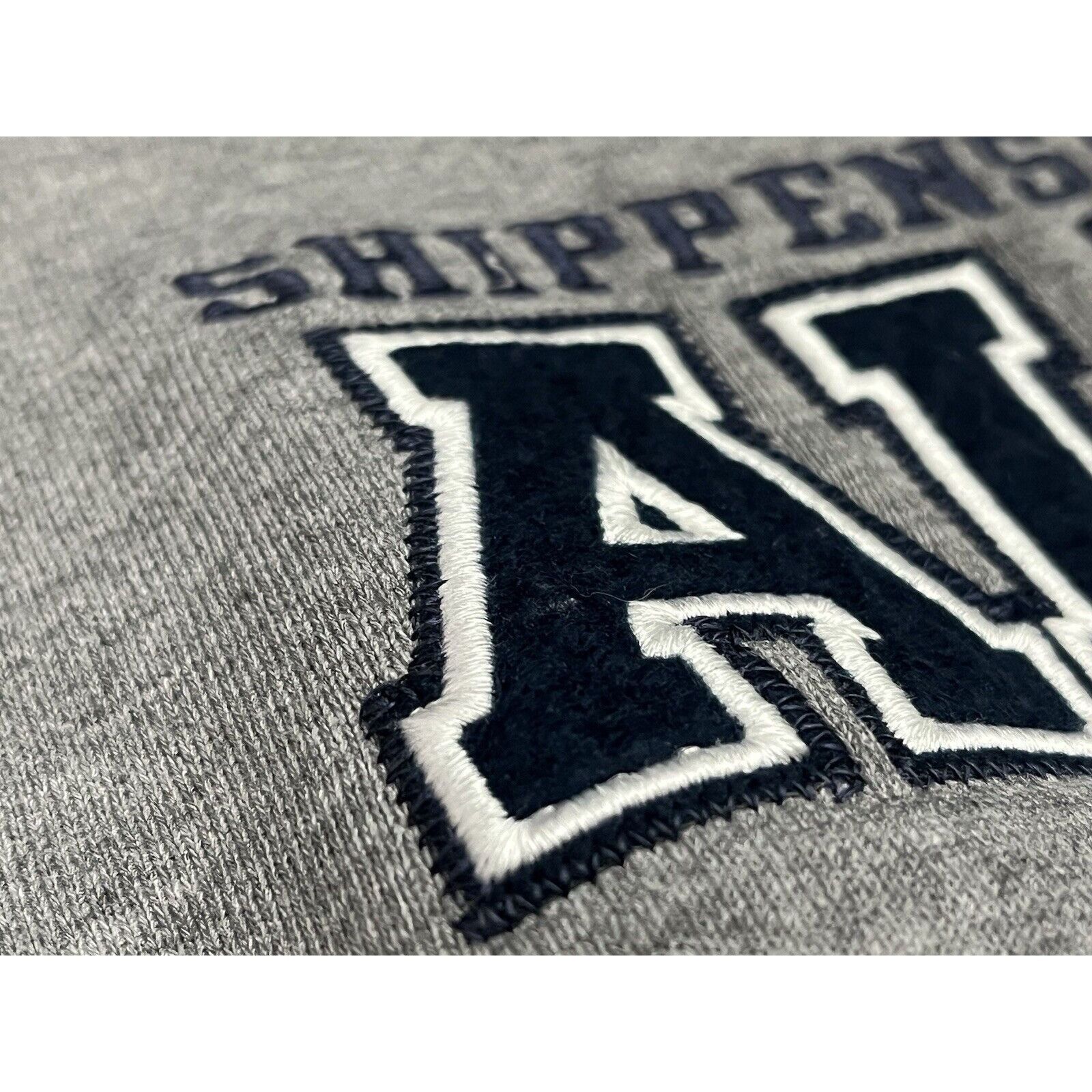 Vintage Vintage Shippensburg University Sweatshirt Crewneck Mens Med Size US M / EU 48-50 / 2 - 4 Thumbnail