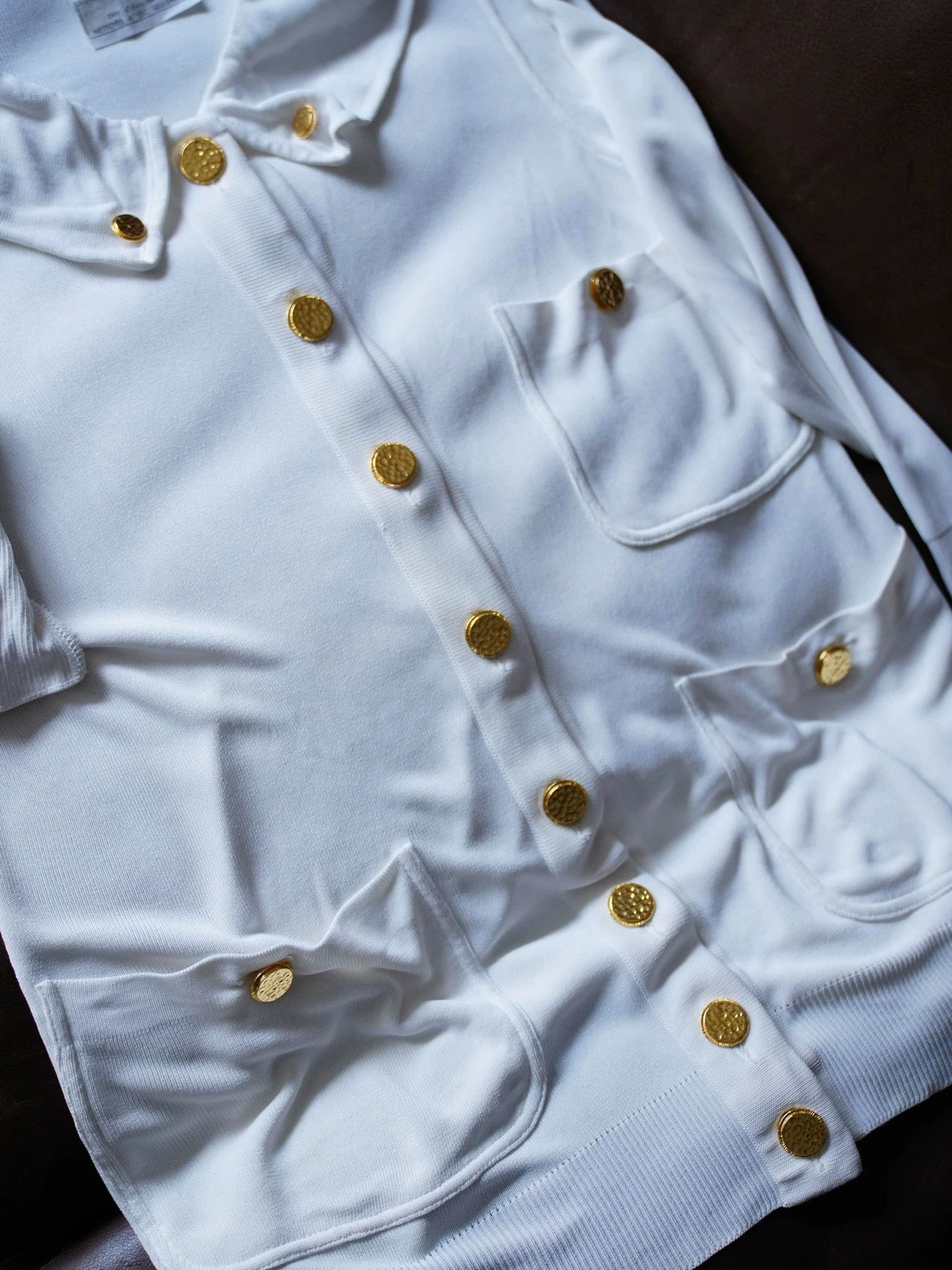 Chanel Chanel Vintage White Collared Knit Sweater w/ Gold Buttons Size S / US 4 / IT 40 - 3 Thumbnail