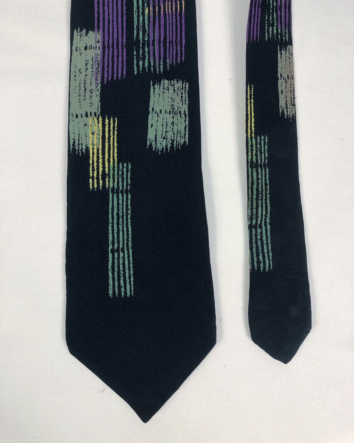 Issey Miyake Rare Vintage Issey Miyake IM Abstract Silk Tie Size ONE SIZE - 3 Thumbnail