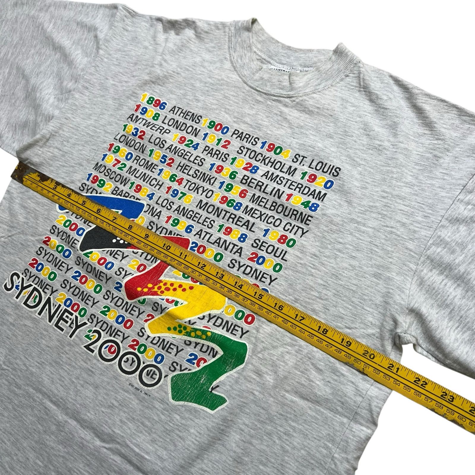 Vintage Vintage Sydney 2000 Olympics T-Shirt XL Made Australia ISC Size US XL / EU 56 / 4 - 7 Thumbnail