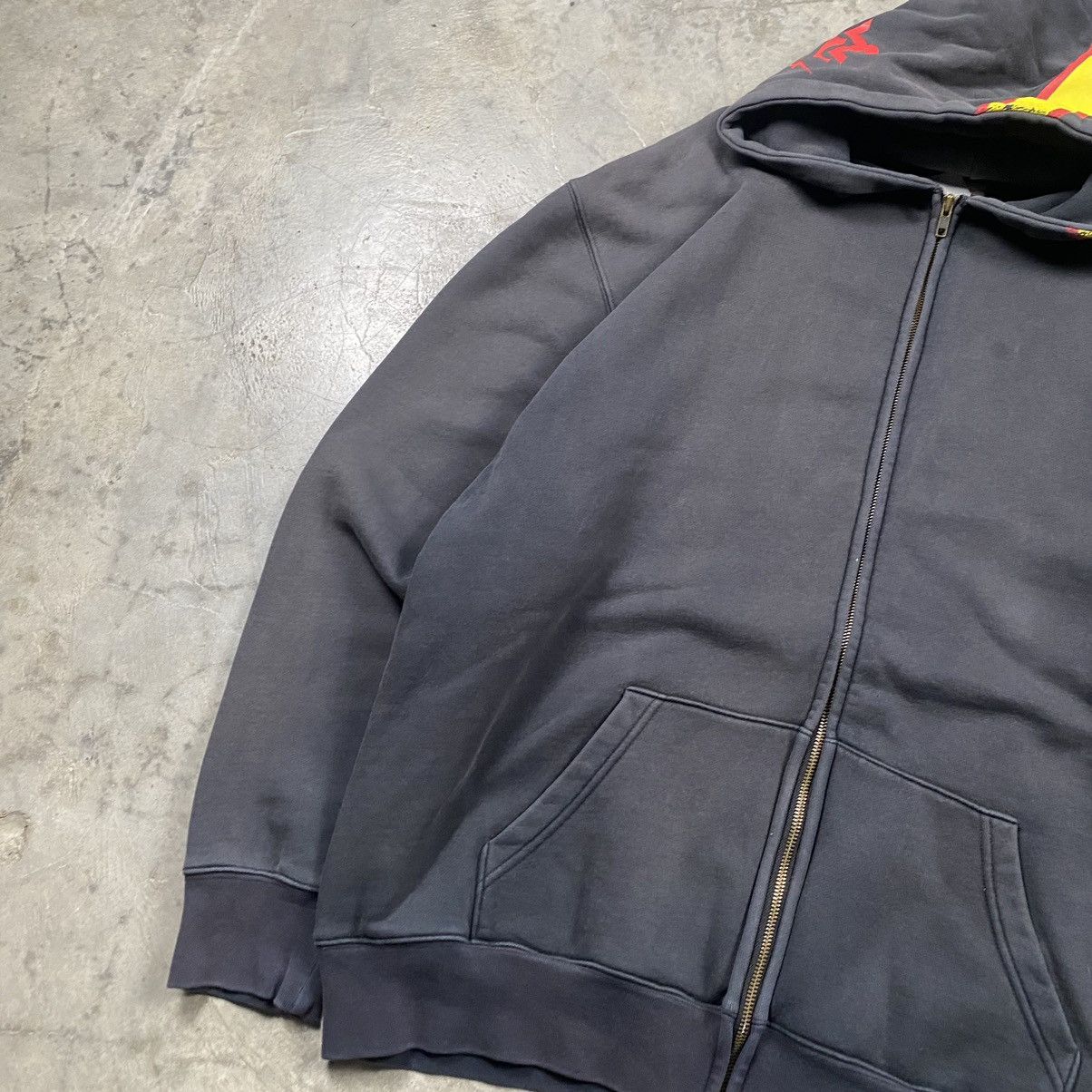 Swagger Rare y2k Swagger Japan Hazard Sunfaded Zip Up Size US XXL / EU 58 / 5 - 4 Thumbnail