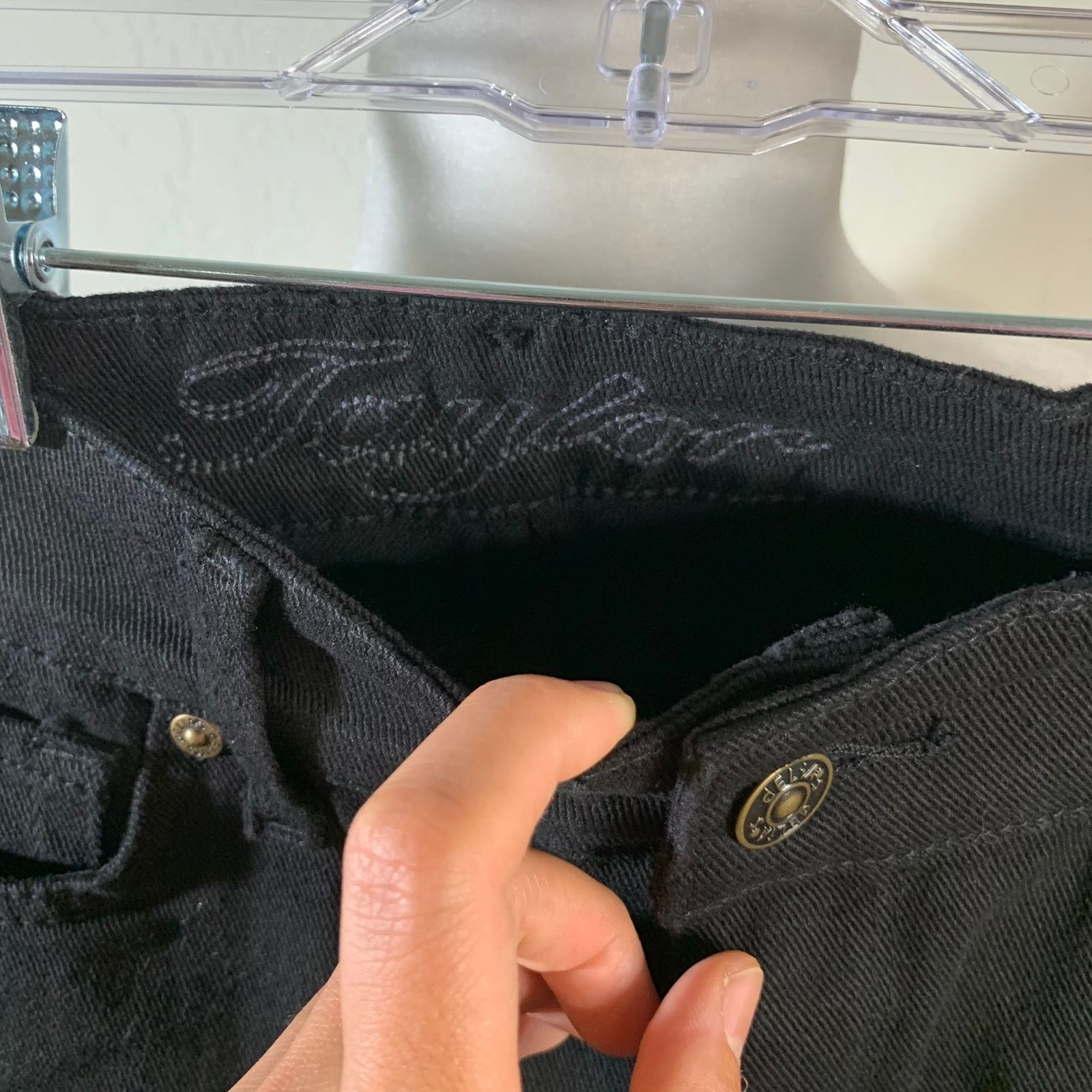 Other Taylor Women's Black Skinny Jean Size 32" Size 32" / US 10 / IT 46 - 2 Thumbnail