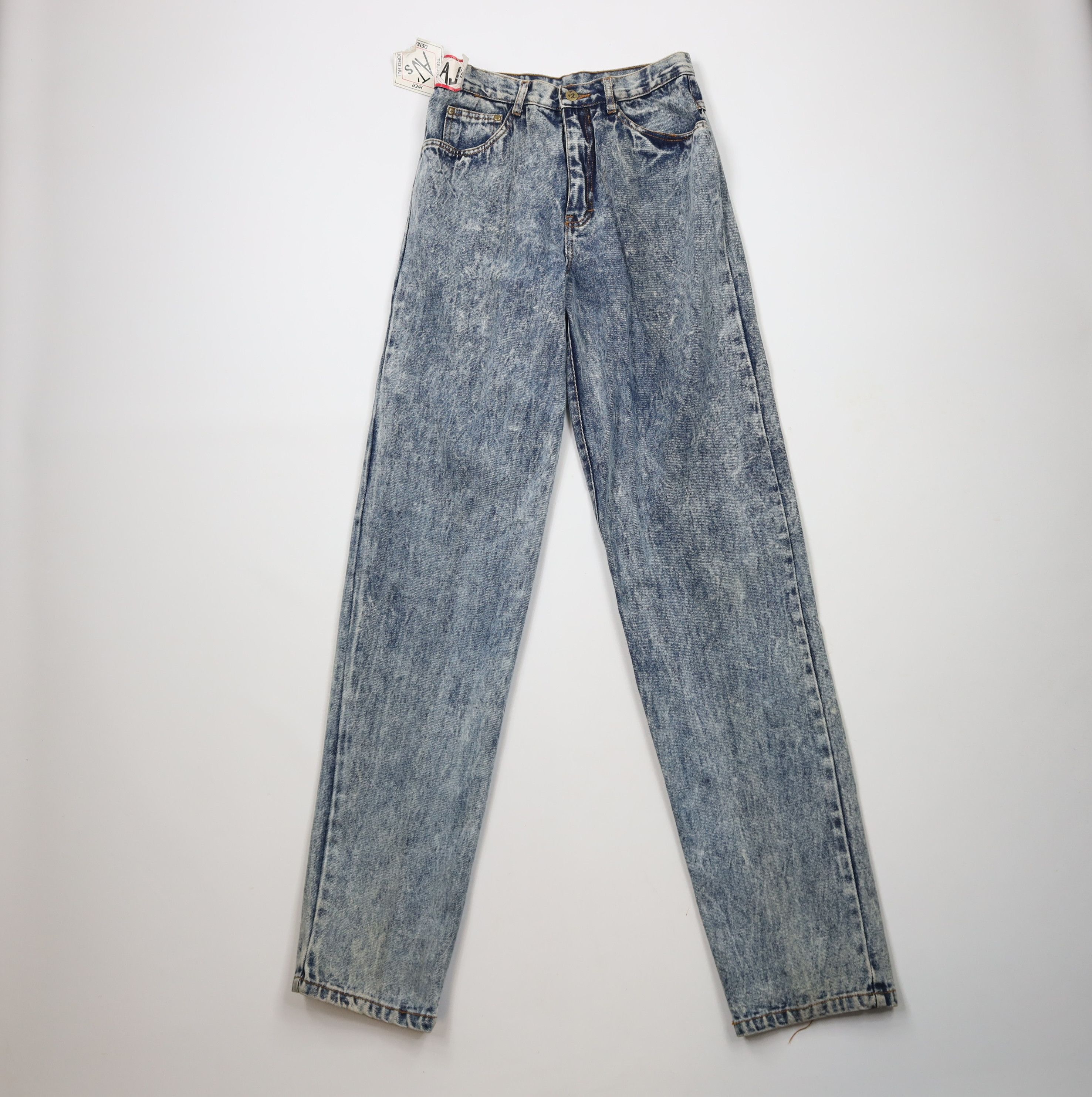 Deadstock Vintage 90s Streetwear Relaxed Tapered Leg Jeans