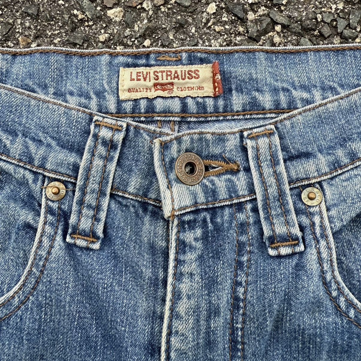 Levi's Vintage Clothing VINTAGE LEVI'S STRAUS FADED RIPPEP DENIM JEAN PANTS Size US 32 / EU 48 - 8 Thumbnail