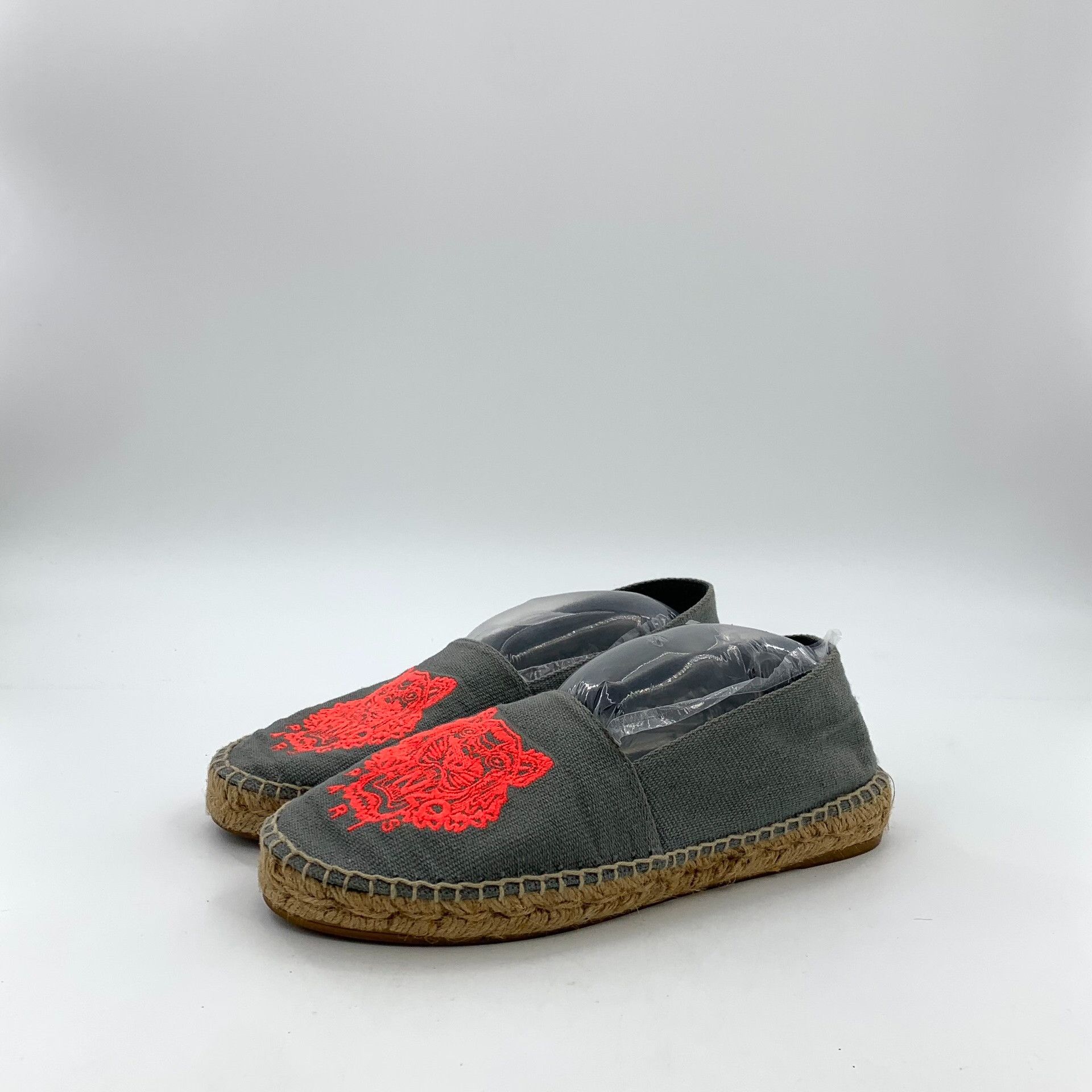 Kenzo Kenzo Casual Embroidered Gray Lowtop Sneakers 37 Women Size US 6.5 / IT 36.5 - 1 Thumbnail