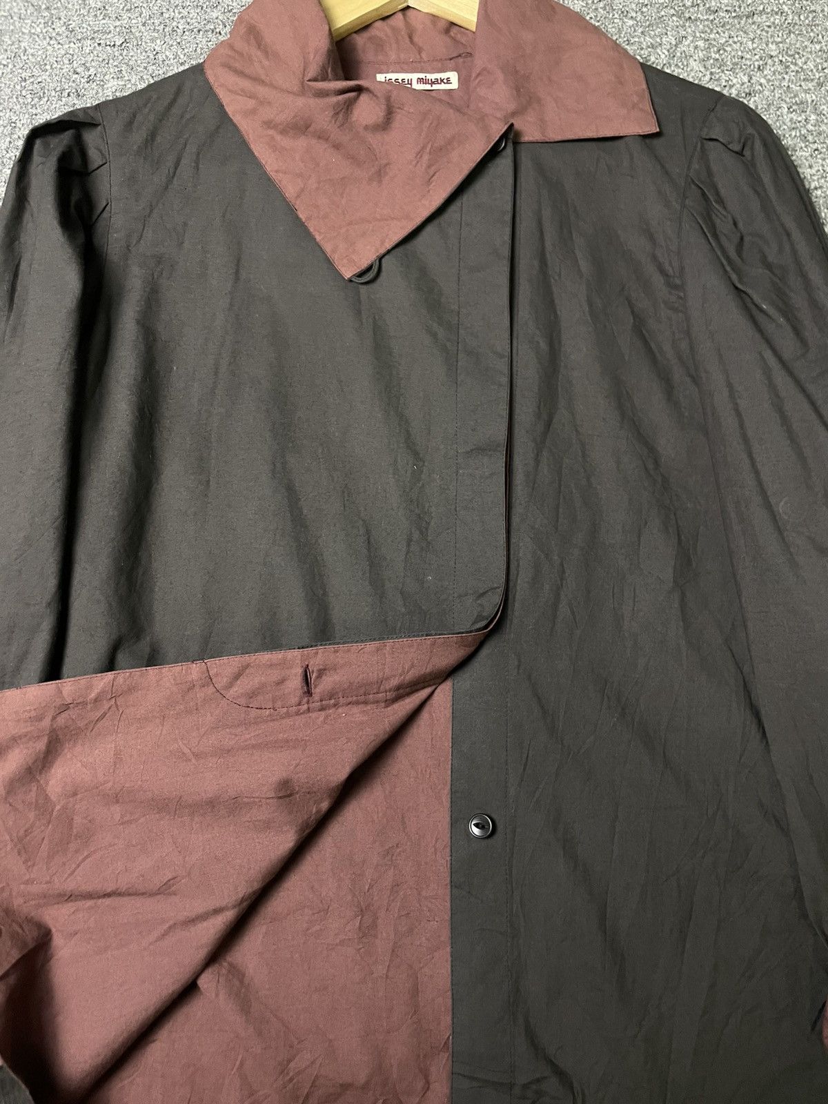 Issey Miyake × Japanese Brand × Vintage Vintage Issey Miyake Hidden Button Jacket (53) Size US XXS / EU 40 - 7 Thumbnail