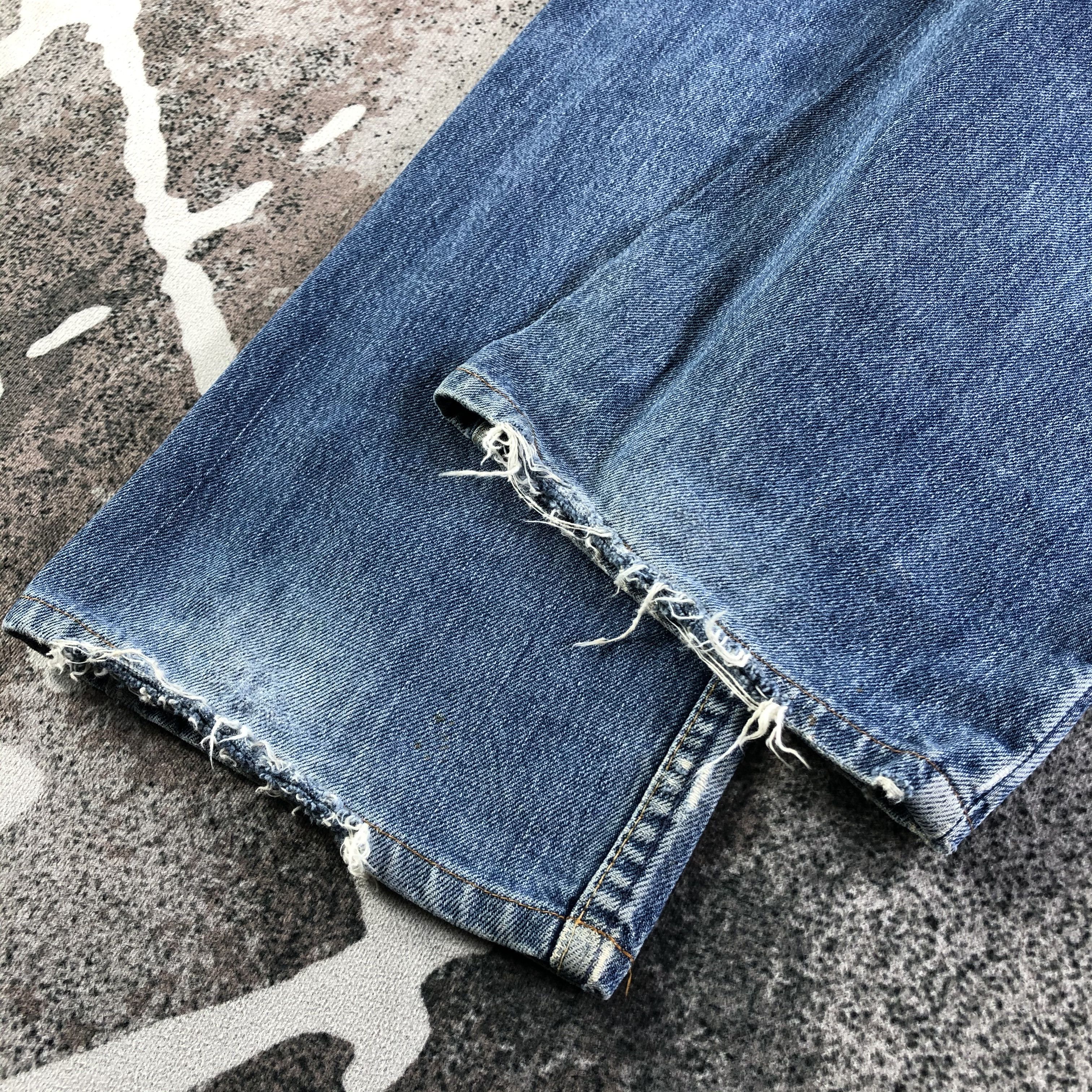 Levi's Vintage 90s Levis 519 Jeans Distressed Denim KJ2925 Size US 29 - 6 Thumbnail