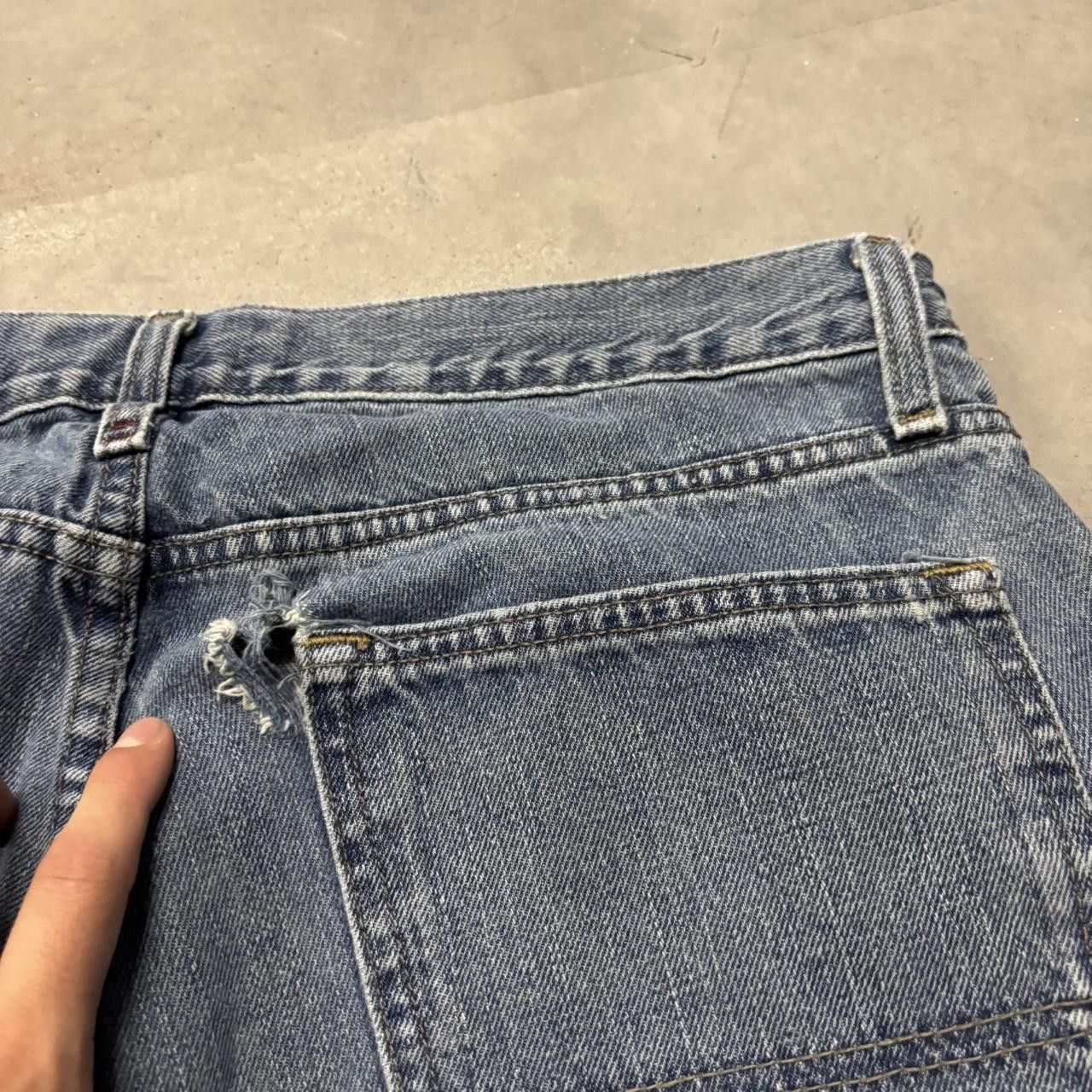 Japanese Brand × Vintage Crazy Vintage Y2K/2000 Grunge Medium Wash Essential Denim Jeans! Size US 34 / EU 50 - 7 Thumbnail