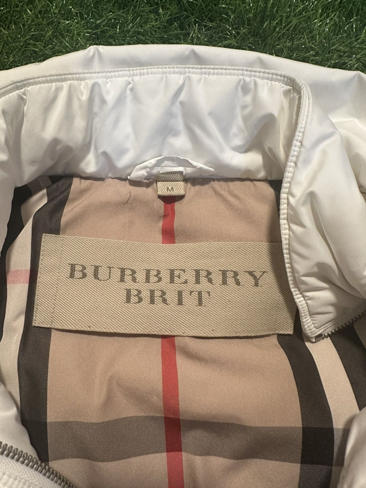 Burberry Burberry Puffer Vest Size Medium Size M / US 6-8 / IT 42-44 - 4 Thumbnail