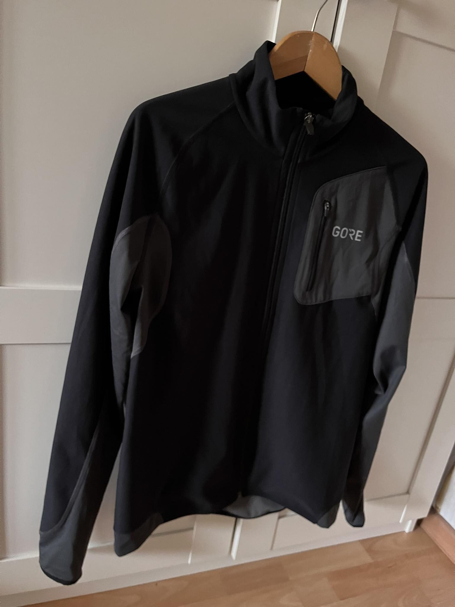 GOREWEAR Gore windstopper light running run hiking bike Size US S / EU 44-46 / 1 - 4 Thumbnail
