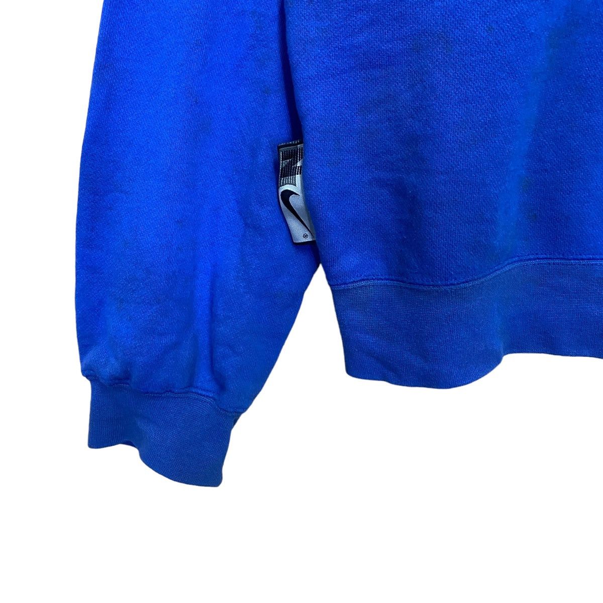 Nike 90s Nike Small Logo Embroidered Crewneck Sweatshirt Size US M / EU 48-50 / 2 - 7 Thumbnail
