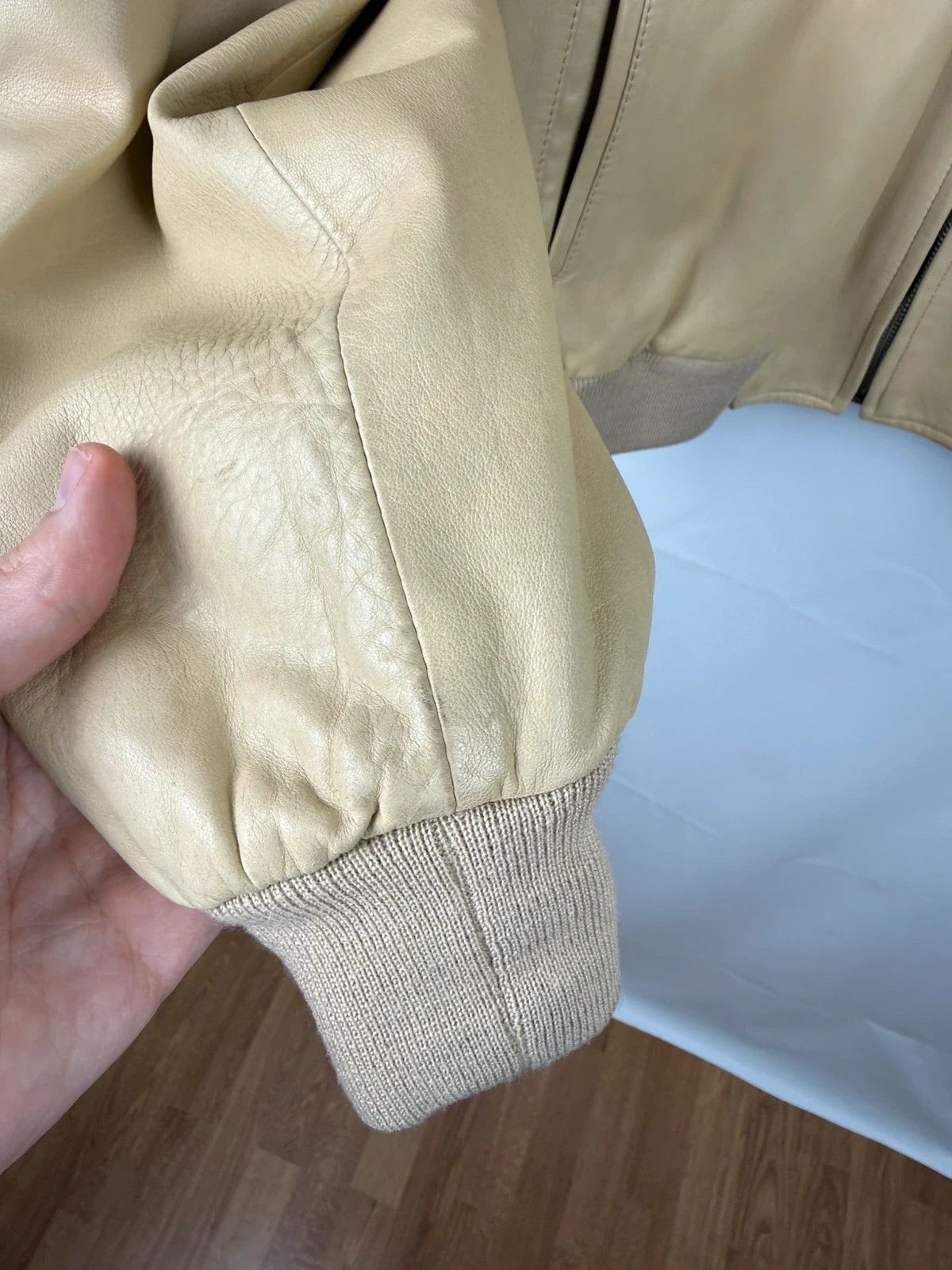 Bally Bally Switzerland Creme Bomber Jacket Genuine Leather Size US M / EU 48-50 / 2 - 12 Thumbnail