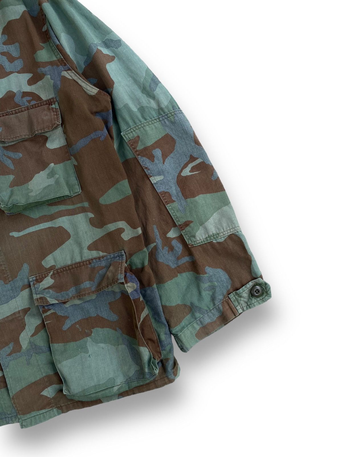 Vintage Vintage Camo Jacket Army Military. #D2 Size US XL / EU 56 / 4 - 4 Thumbnail