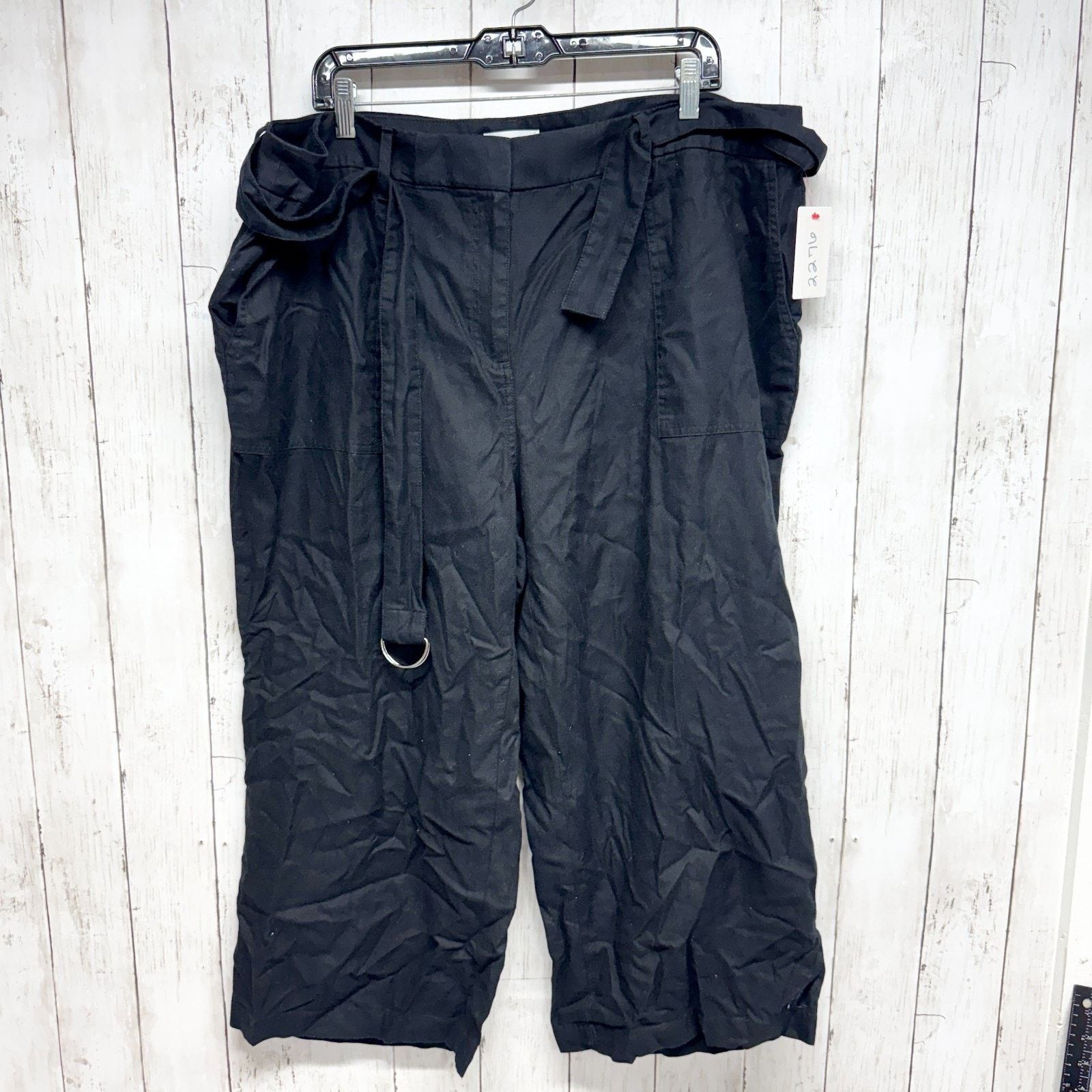 Calvin Klein Calvin Klein Pants 16W Black Crop Flared Wide Leg Belted Size 42" / US 20 - 1 Thumbnail
