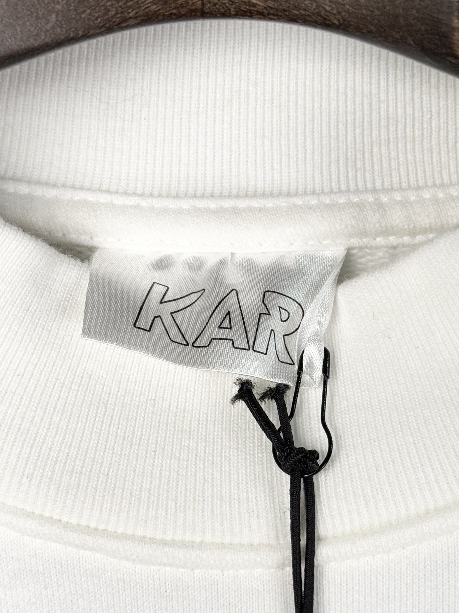Kar KAR WHITE CREWNECK / RED NINE TREY Size US S / EU 44-46 / 1 - 4 Thumbnail