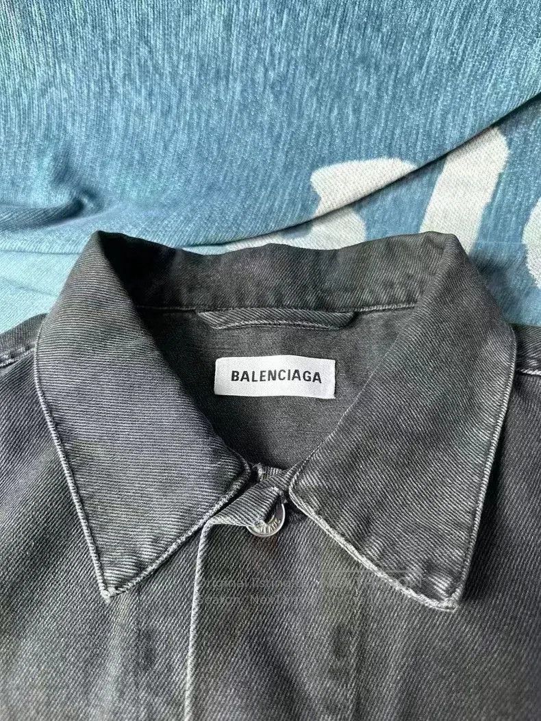 Balenciaga Balenciaga Crystal Denim Jacket. Size US S / EU 44-46 / 1 - 4 Thumbnail