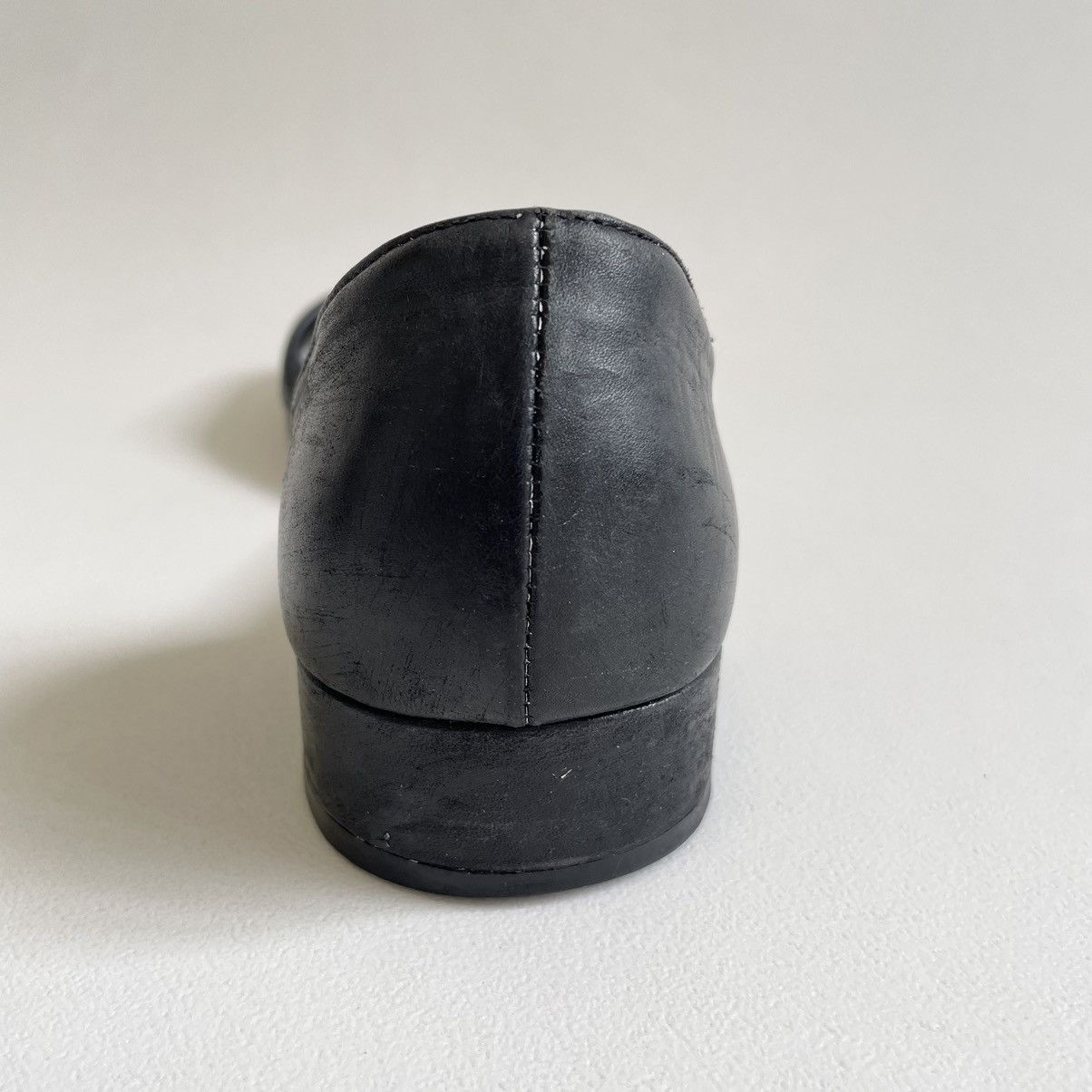 Maison Margiela 1990s Black Painted Mule Tabi Shoes Size US 8 / IT 38 - 17 Thumbnail