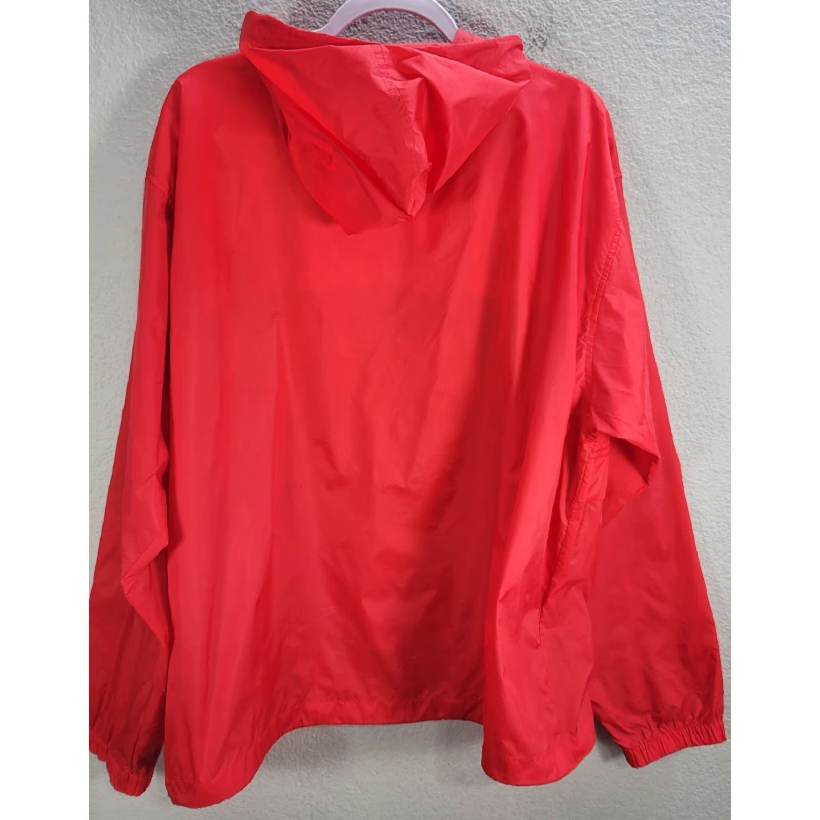 Champion VINTAGE Champion UNLV Rebels Nylon Hooded Windbreaker Jacket Sz LARGE Men Red Windbreaker Hooded UNLV Rebels Champion Jacket L Mens Size US L / EU 52-54 / 3 - 3 Thumbnail
