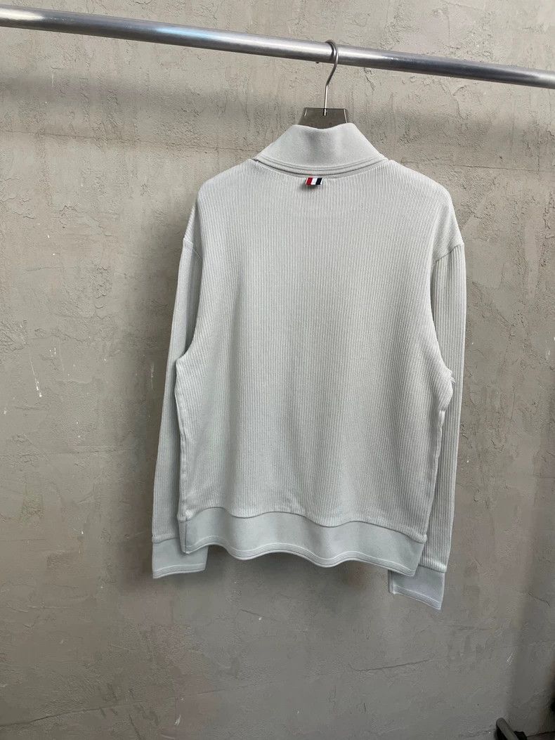 Thom Browne Thom Browne Light beige gray semi-high collar sweater 2506- Size US XL / EU 56 / 4 - 2 Thumbnail