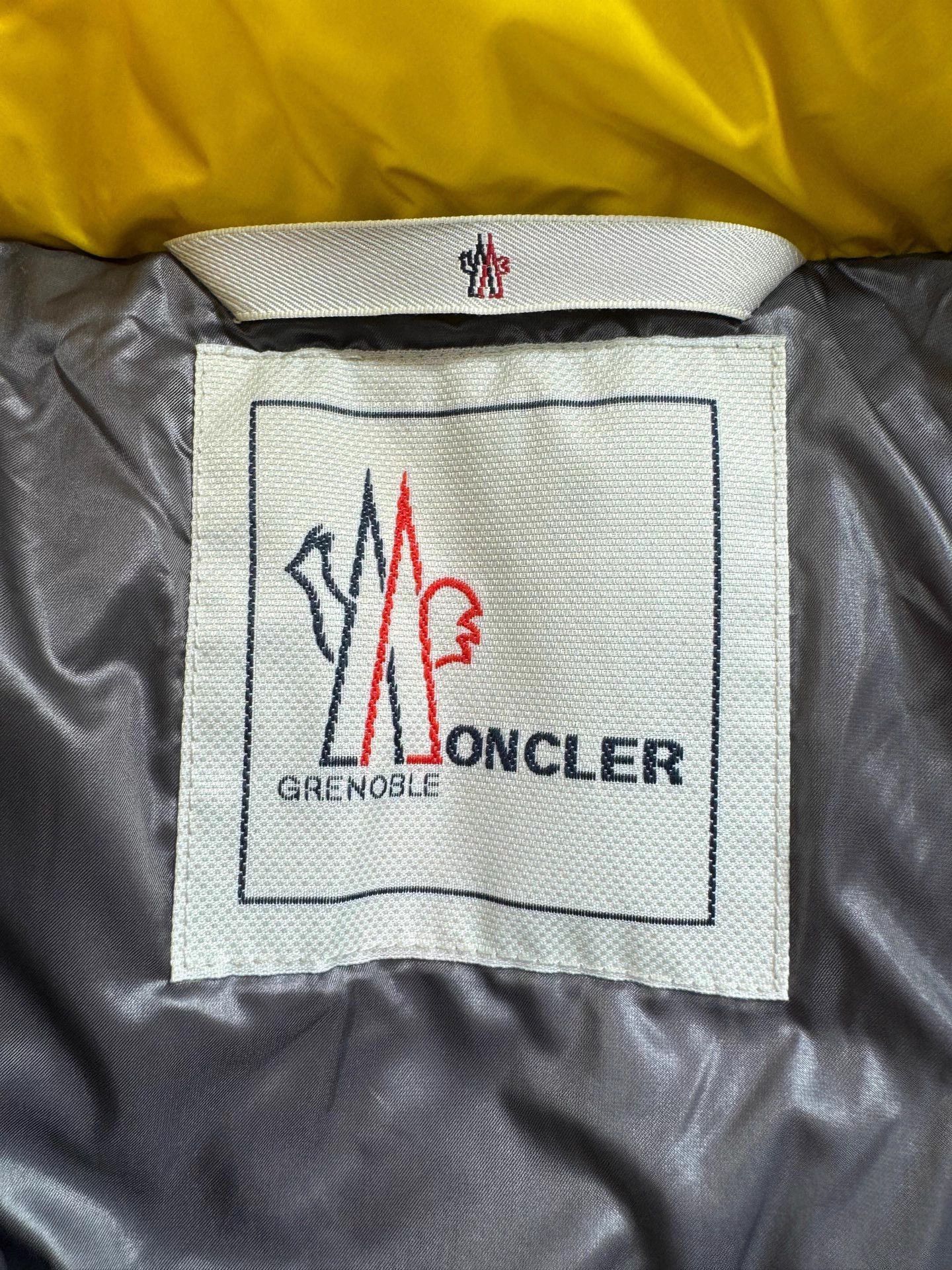 Moncler Moncler Black Ski Collection Malawy Belted Down Jacket Size S / US 4 / IT 40 - 7 Thumbnail