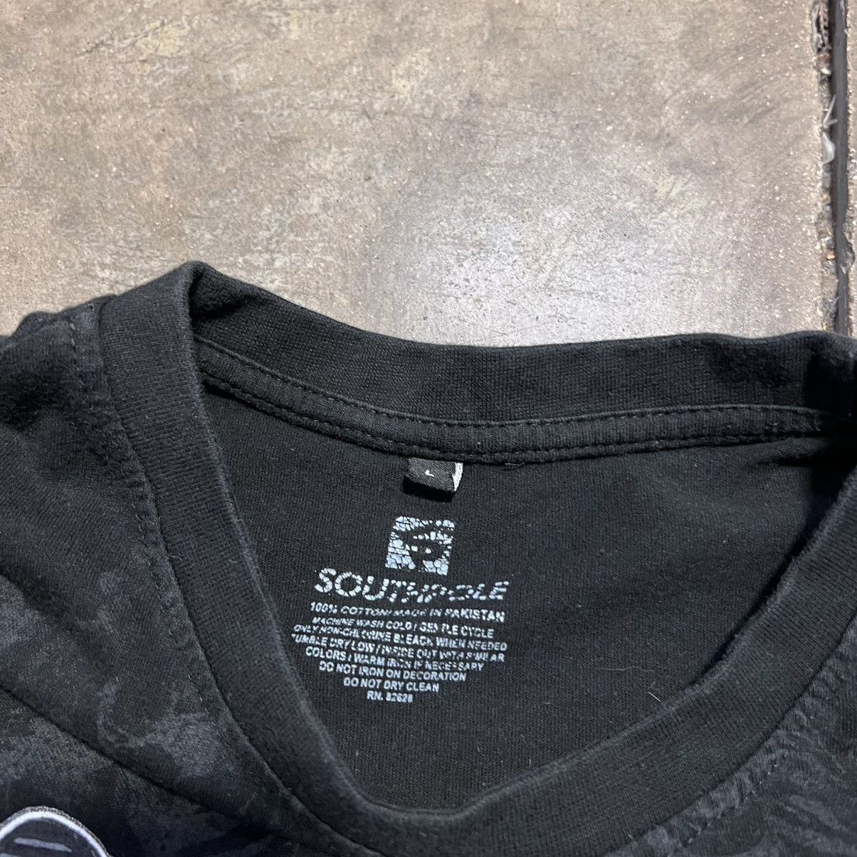 Southpole × Vintage Vintage Y2K SouthPole Graphic T shirt Logo Tribal Grunge Size US L / EU 52-54 / 3 - 6 Thumbnail