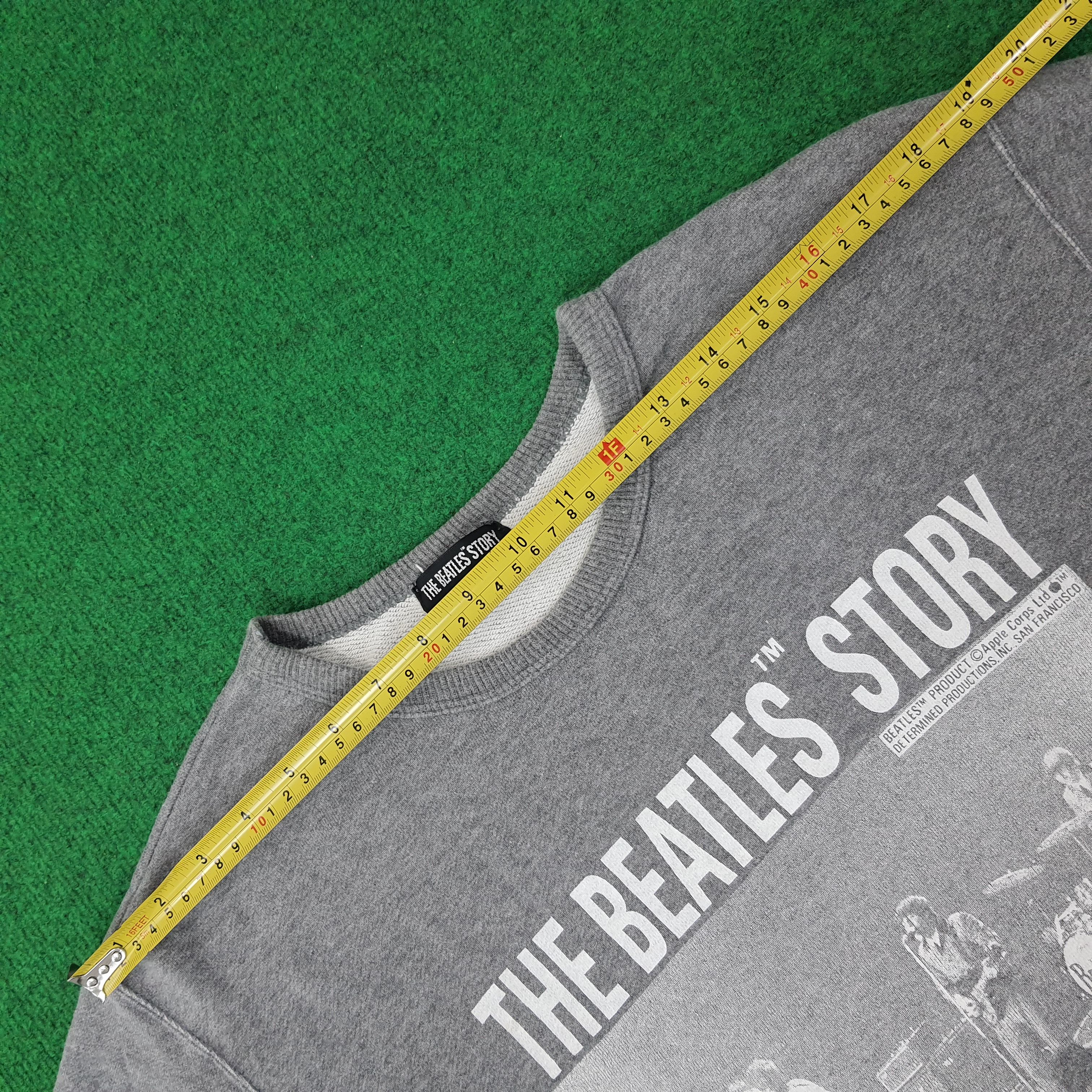 Band Tees Vintage The Beatles Story Apple Corps Sweatshirt C260N25 Size US M / EU 48-50 / 2 - 9 Thumbnail