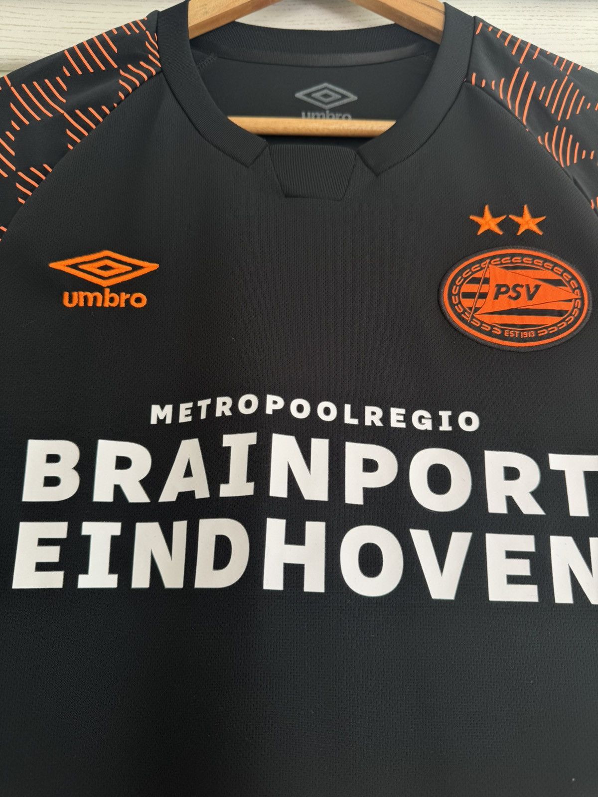 Umbro PSV Eindhoven 2019-2020 Away Soccer Jersey Football Kit Size US M / EU 48-50 / 2 - 7 Thumbnail
