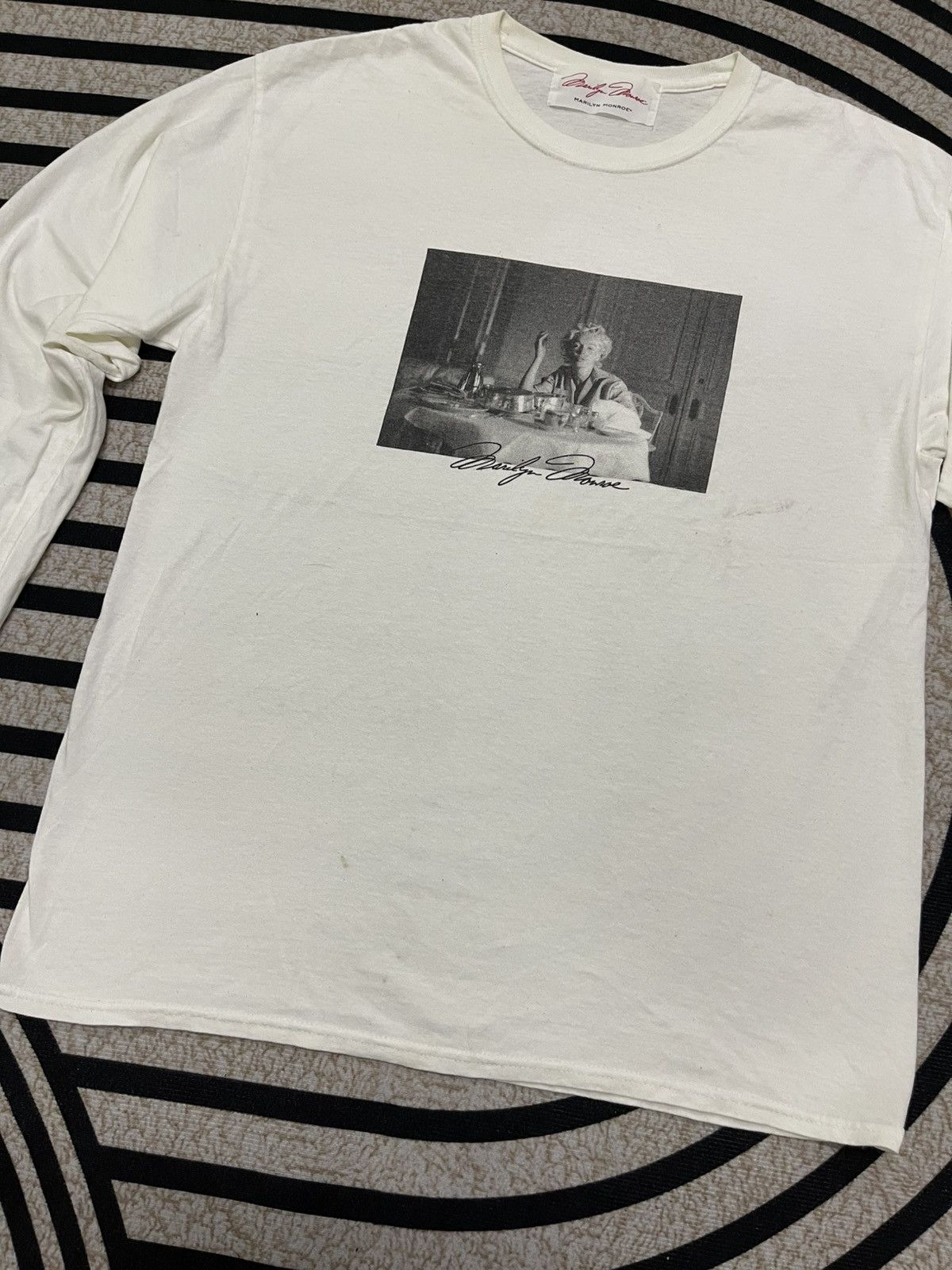 Band Tees 2000s MARILYN MONROE PHOTO TEES SHIRT Size US L / EU 52-54 / 3 - 4 Thumbnail
