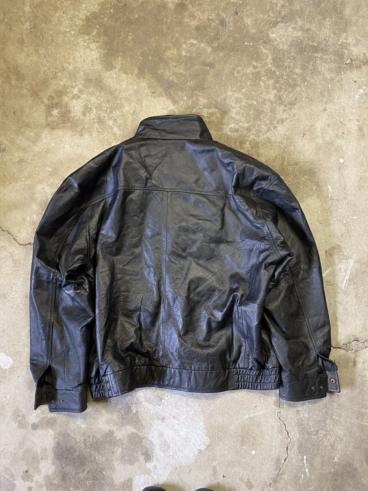 Other Leather bomber jacket paired with free Burberry scarf Size US XL / EU 56 / 4 - 5 Thumbnail