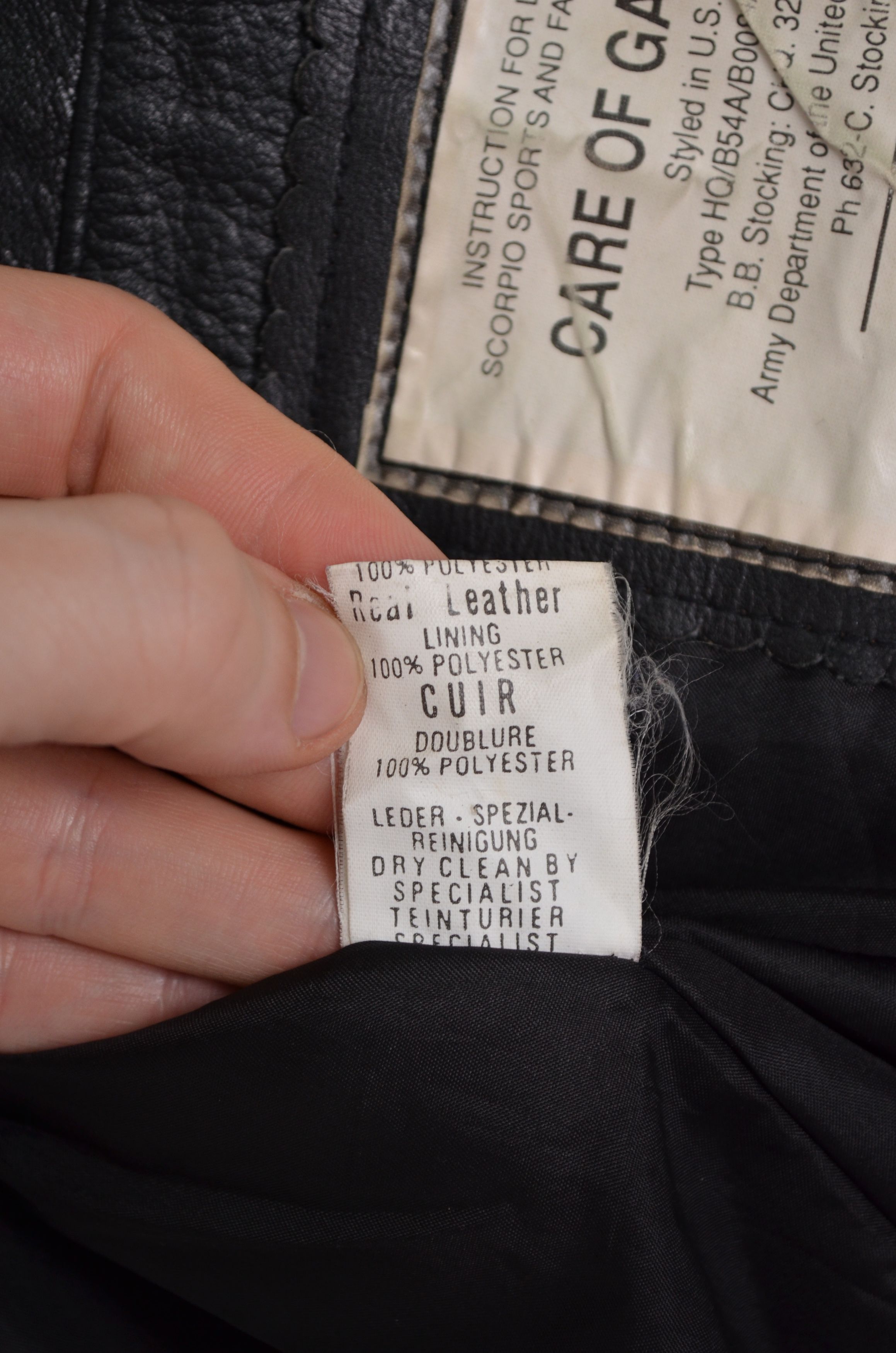 Vintage Vintage Leather Bomber Jacket Black Size XXL US Army Size US XXL / EU 58 / 5 - 12 Thumbnail