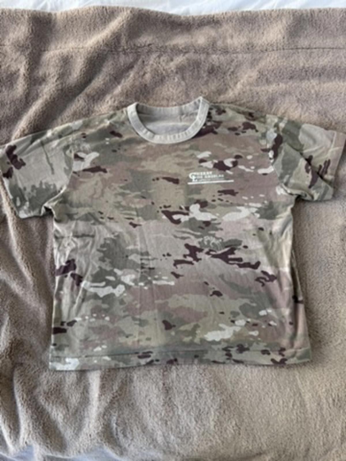 Other Cherry Los Angeles Camouflage T-Shirt Size US M / EU 48-50 / 2 - 1 Thumbnail