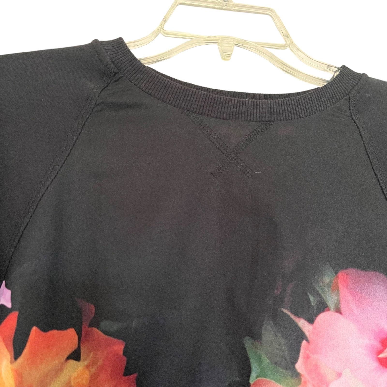 Ted Baker Ted Baker London Lanie Cascading Flora Crewneck Sweatshirt Size XS / US 0-2 / IT 36-38 - 5 Thumbnail