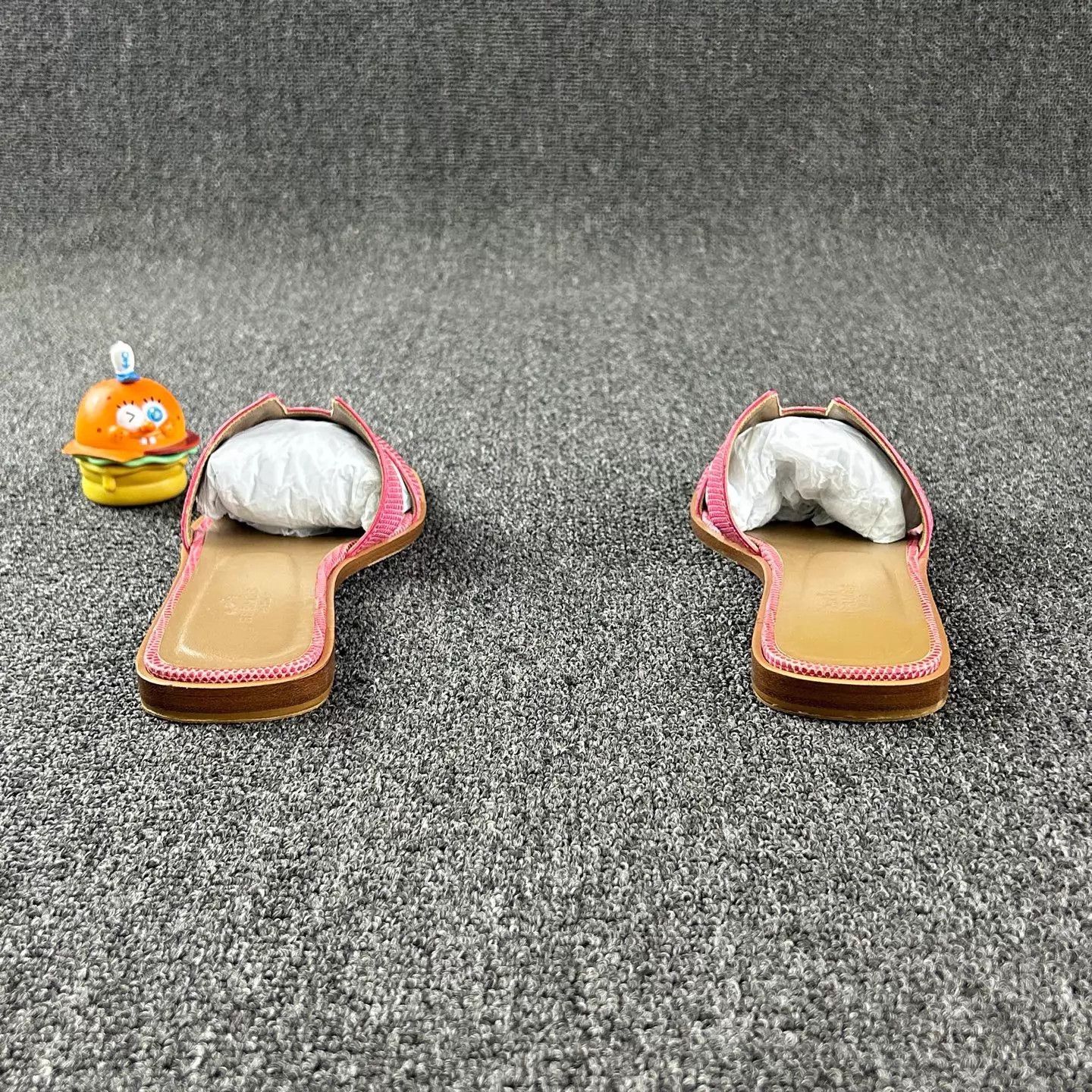 Hermes Hermes Pink Lizard Skin Slippers Size 37 HB6405 Size US 6.5 / IT 36.5 - 5 Thumbnail