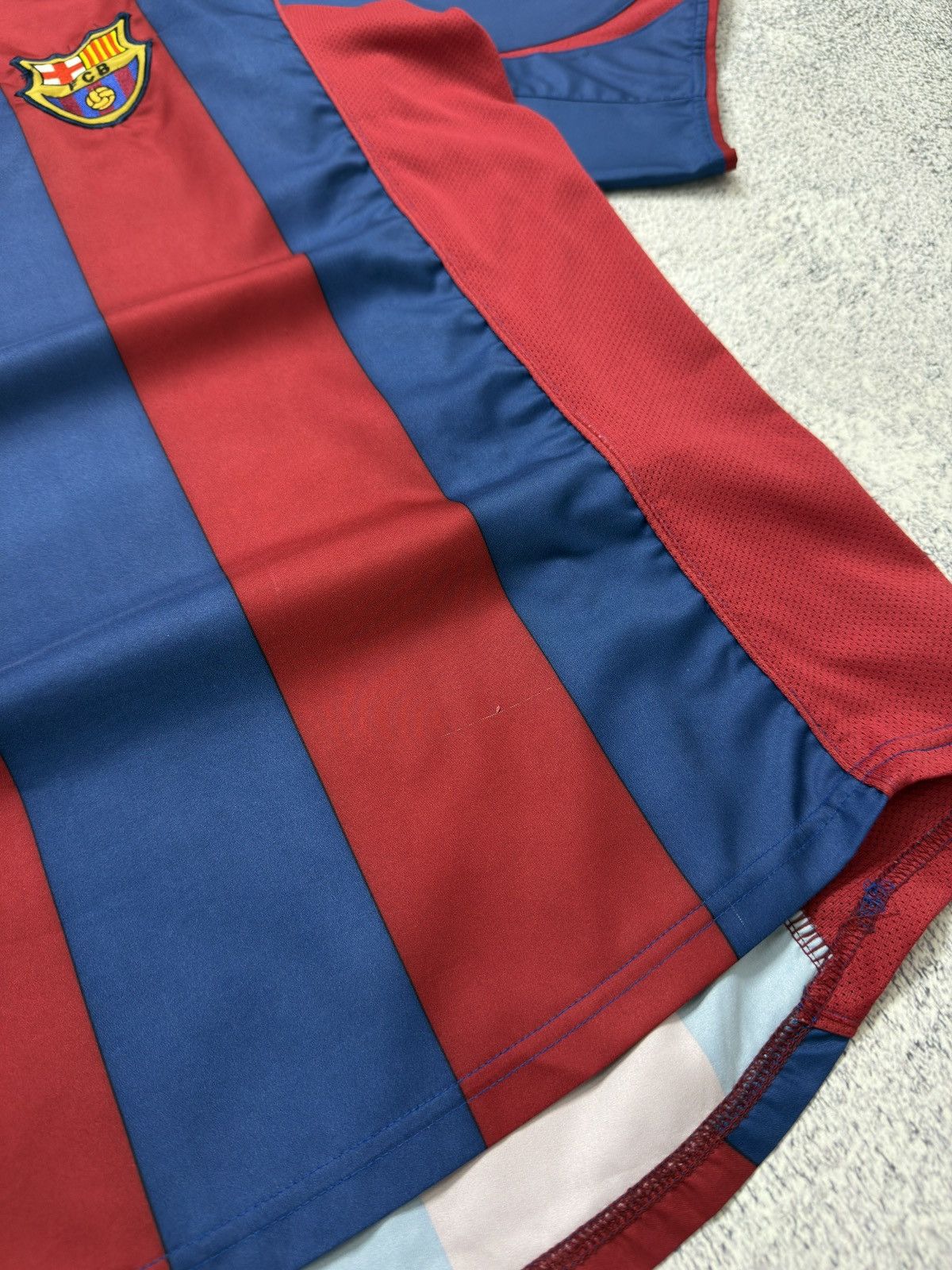 Nike VTG NIKE FC BARCELONA 2004/2005 HOME FOOTBALL SHIRT JERSEY Size US XL / EU 56 / 4 - 5 Thumbnail