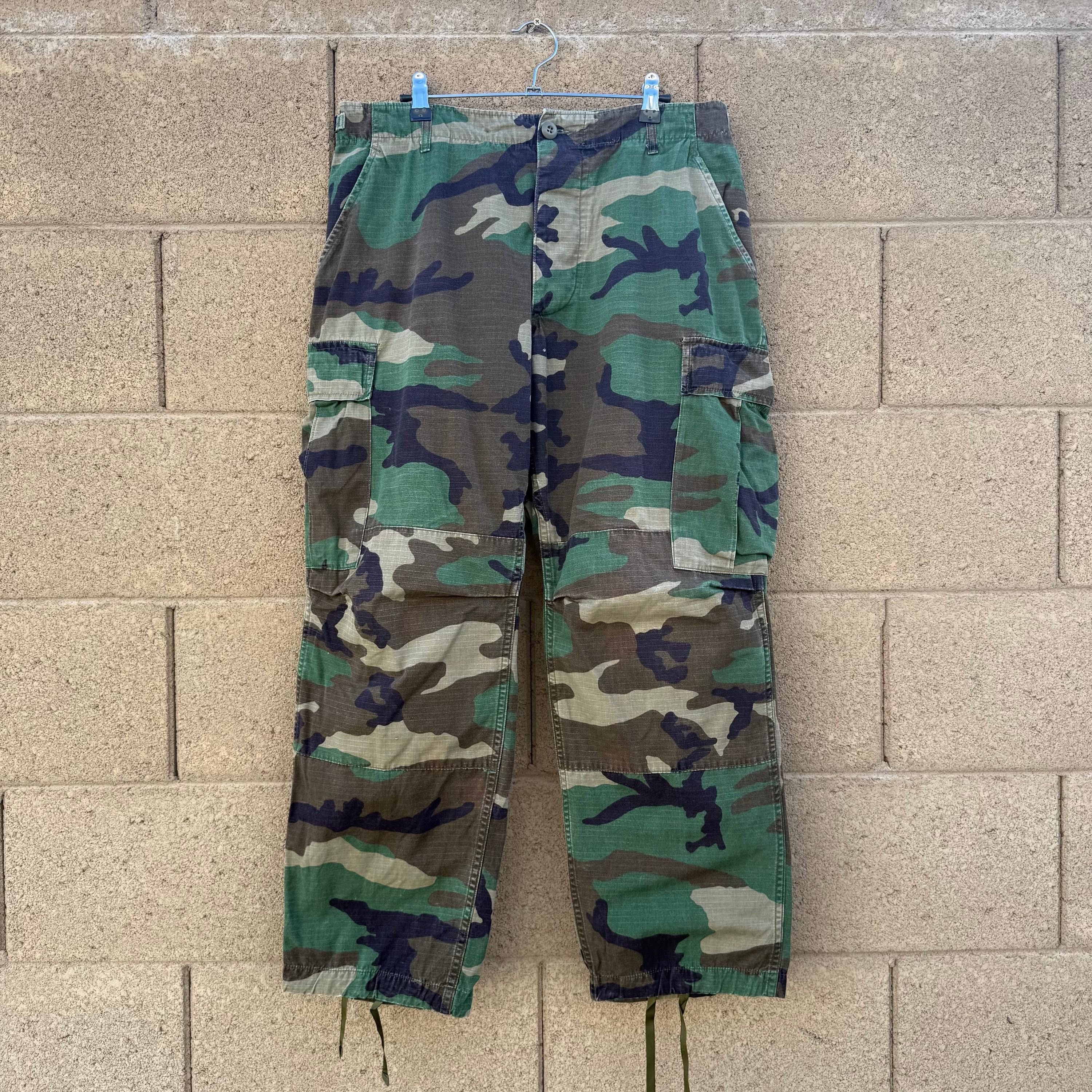 Vintage 80's US Military Woodland Ripstop Cargo Pants Size US 35 - 1 Thumbnail