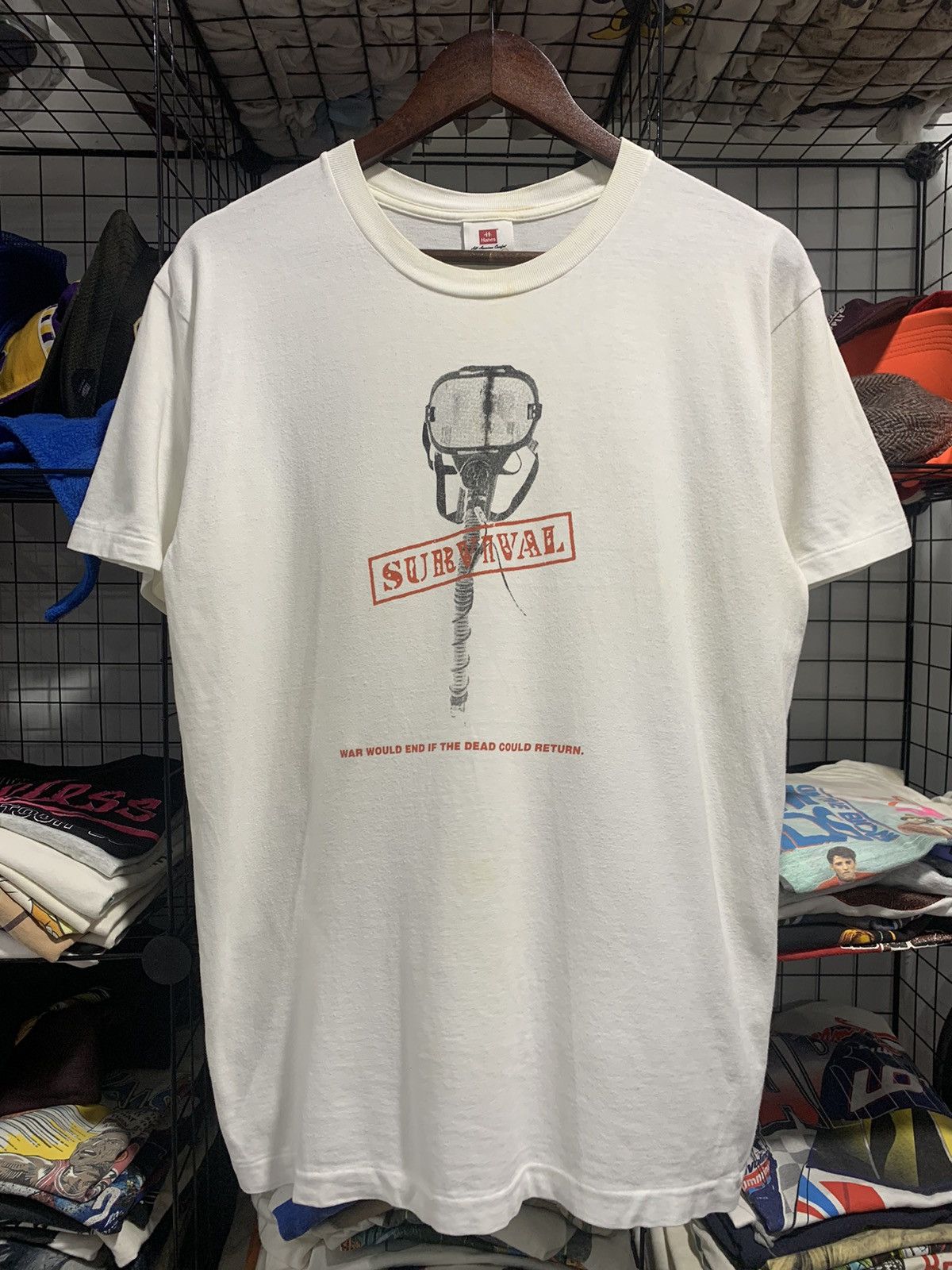 Vintage Vintage Survival War Tshirt Size US L / EU 52-54 / 3 - 1 Thumbnail