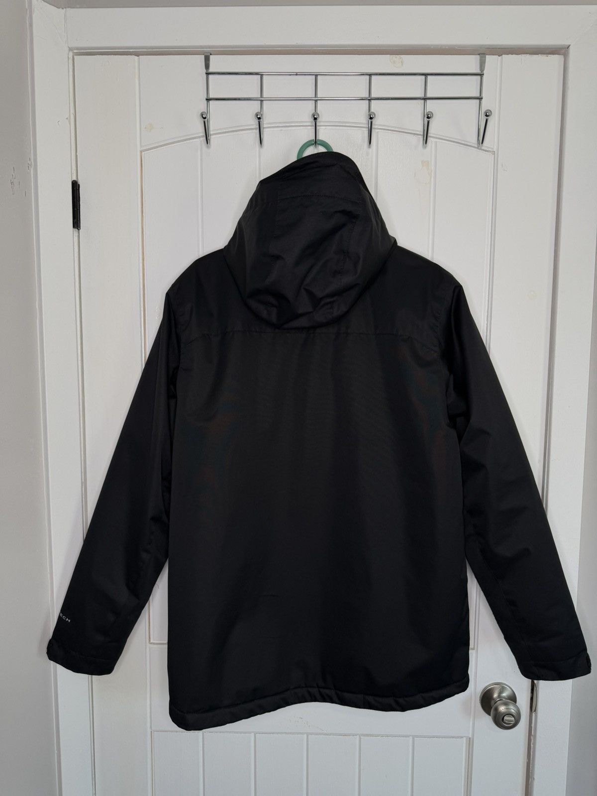 Columbia Columbia Men'sTiptonPeak III InsulatedWinterJacketSizeMedium Size US M / EU 48-50 / 2 - 8 Thumbnail