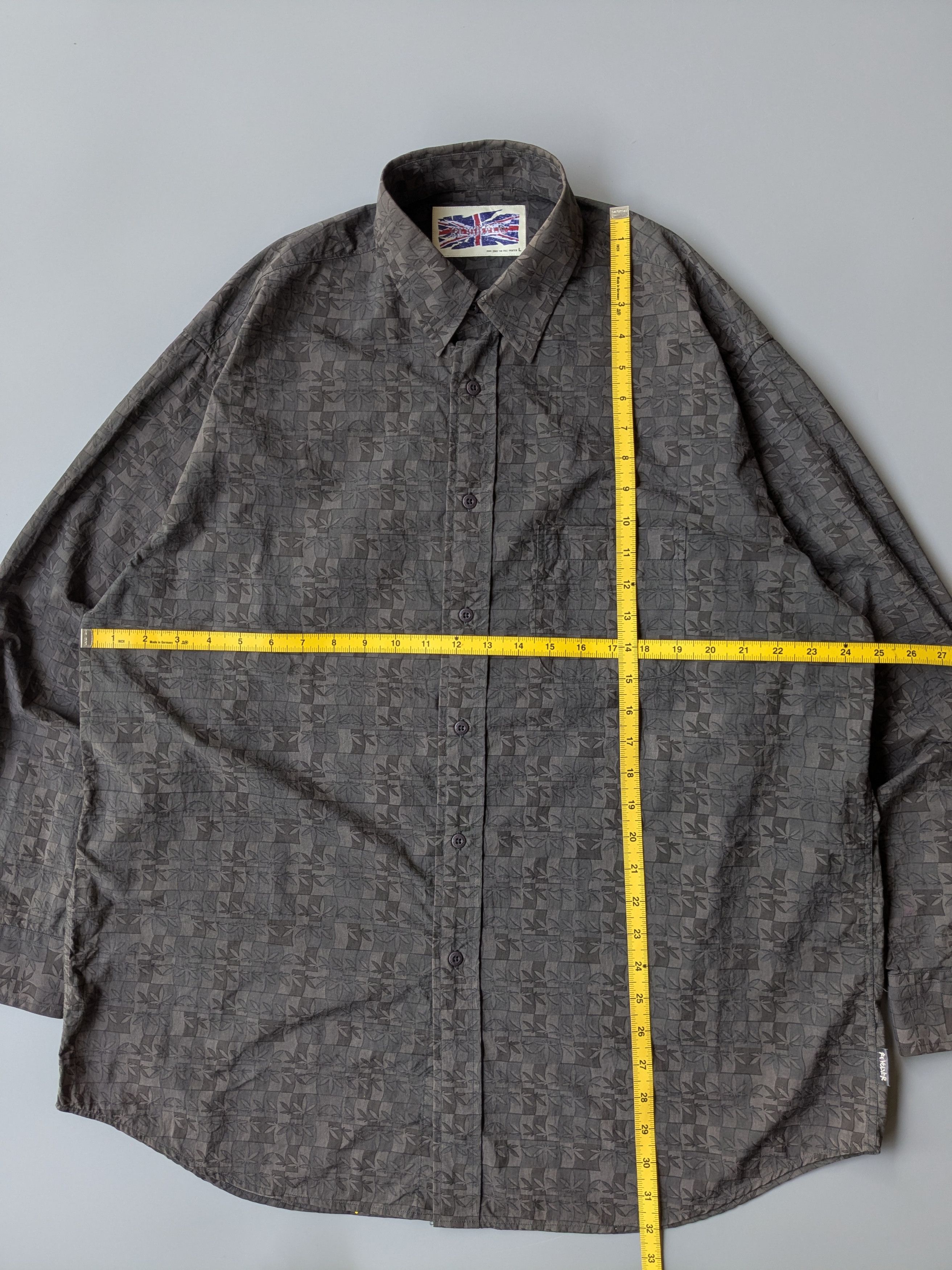 Japanese Brand FW01 REVOLVER marijuana monogram button up Size US L / EU 52-54 / 3 - 7 Thumbnail