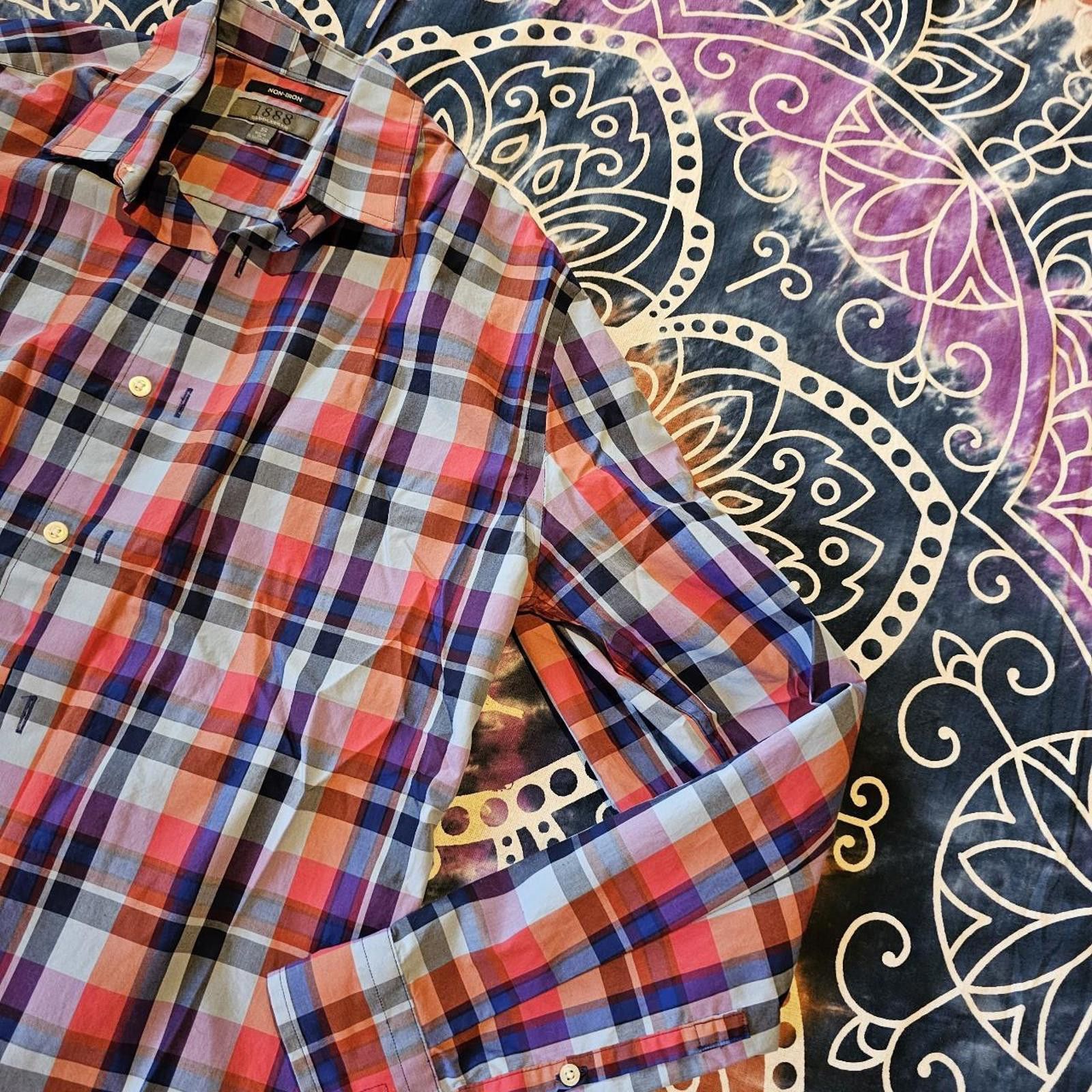 Designer MEN'S PLAID NON-IRON BUTTON DOWN SHIRT Size US S / EU 44-46 / 1 - 4 Thumbnail